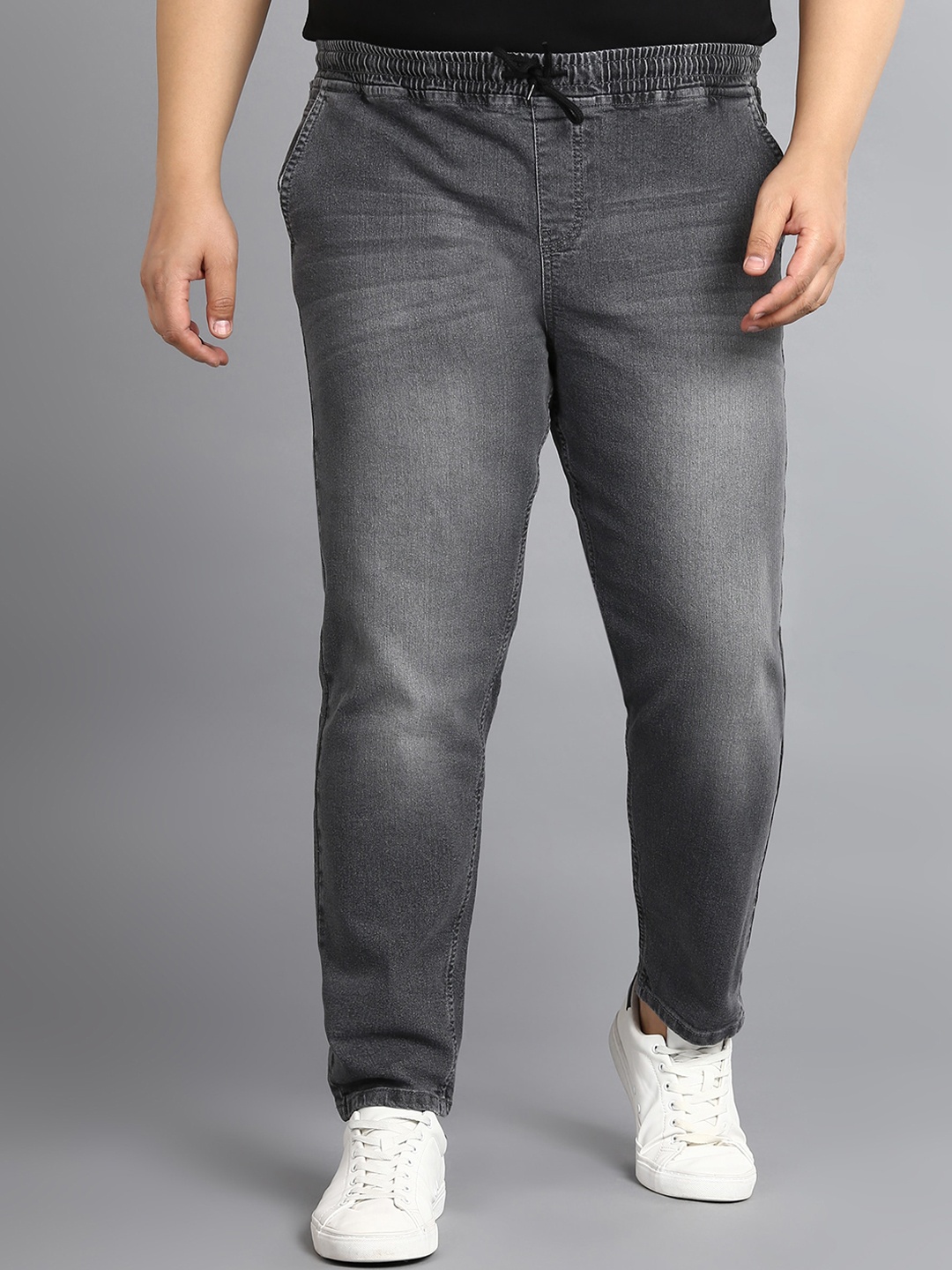 

Urbano Plus Men Mid-Rise Heavy Fade Stretchable Jeans, Grey