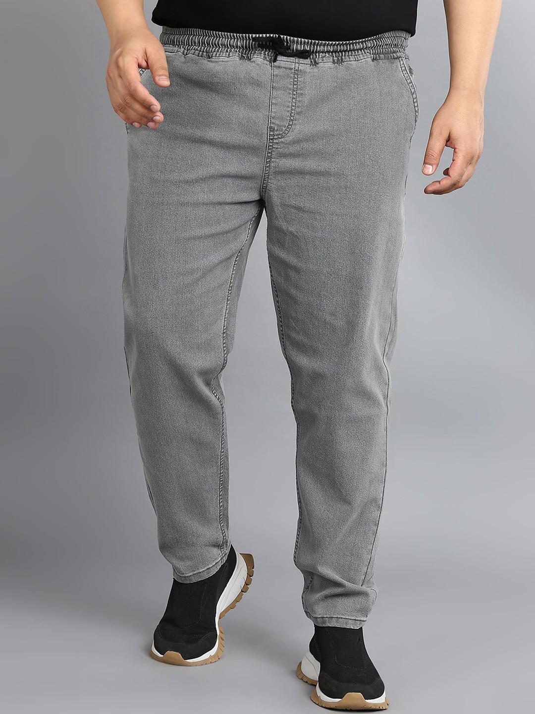 

Urbano Plus Men Regular Fit Mid-Rise Stretchable Jeans, Grey