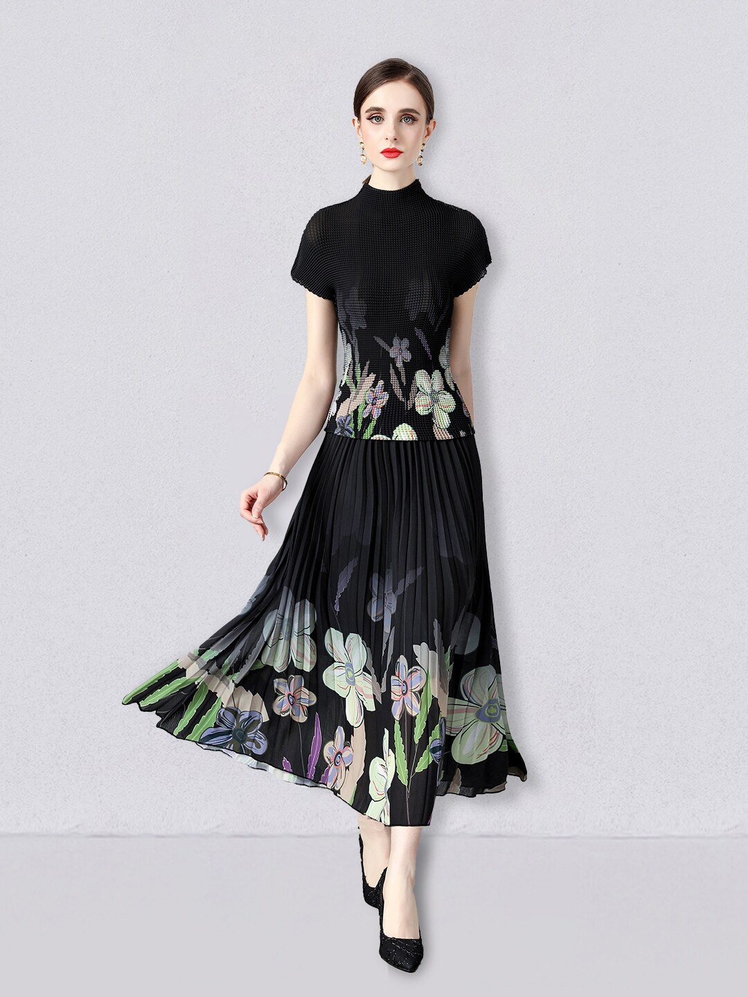 

JC Collection Floral Printed Accordion Pleats Fit & Flare Top & Skirt, Black