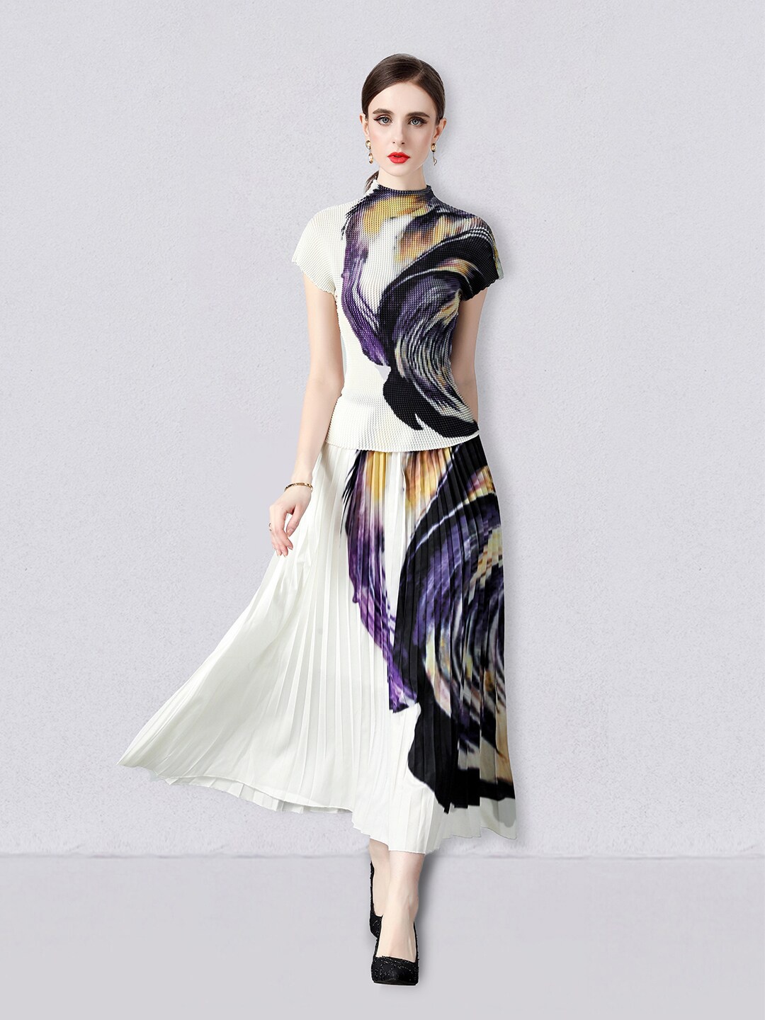 

JC Collection Abstract Printed Accordion Pleated Top & Skirt Co-ords Set, White
