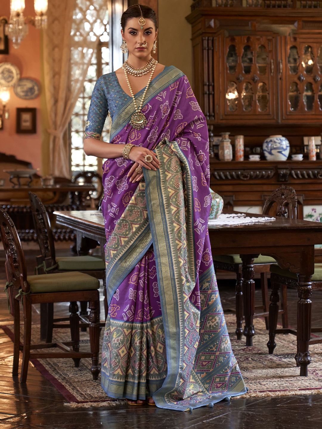 

elora Bandhani Zari Pure Silk Pochampally Saree, Purple