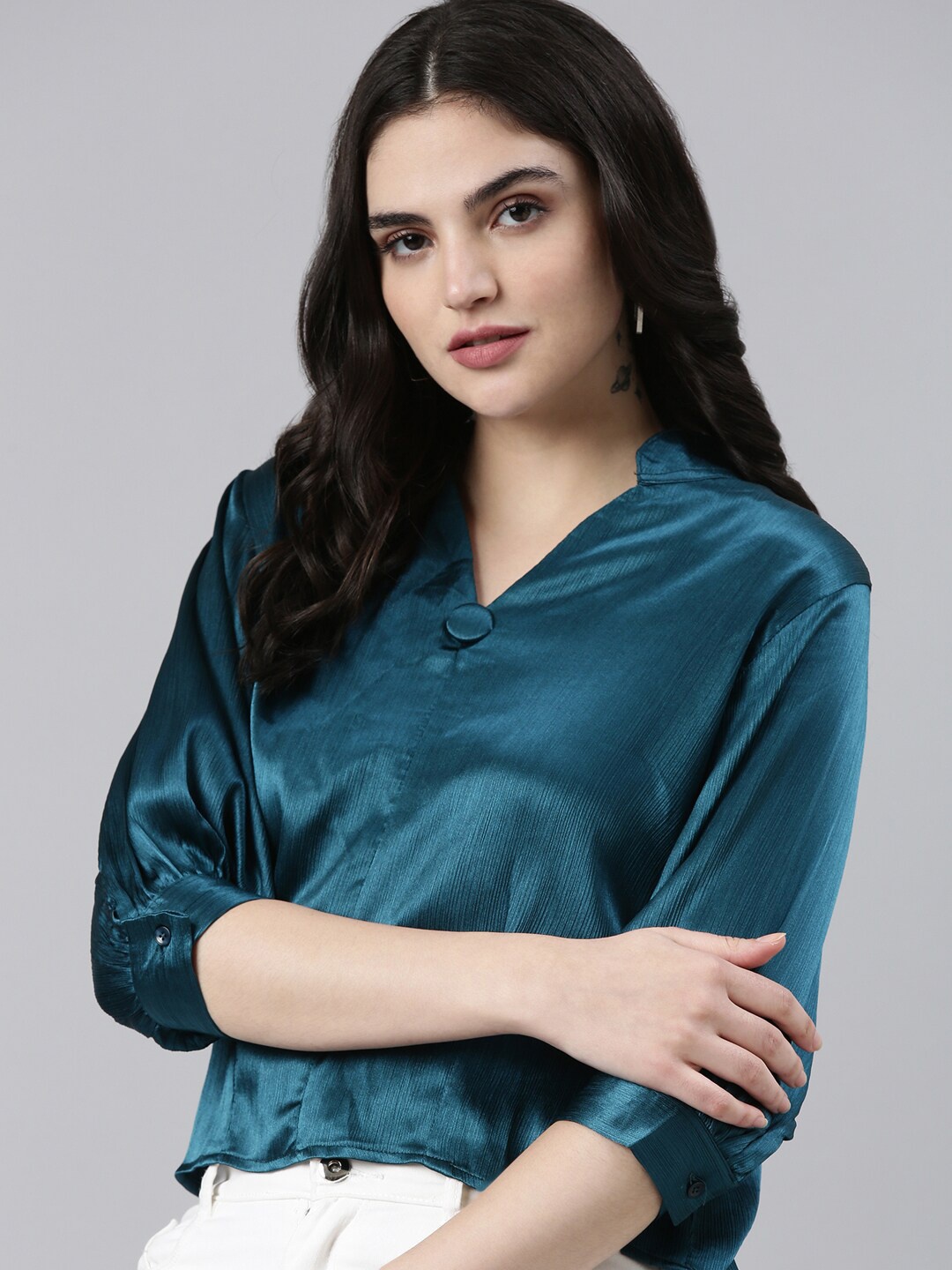 

SHOWOFF Mandarin Collar Cuffed Sleeves Satin Top, Teal