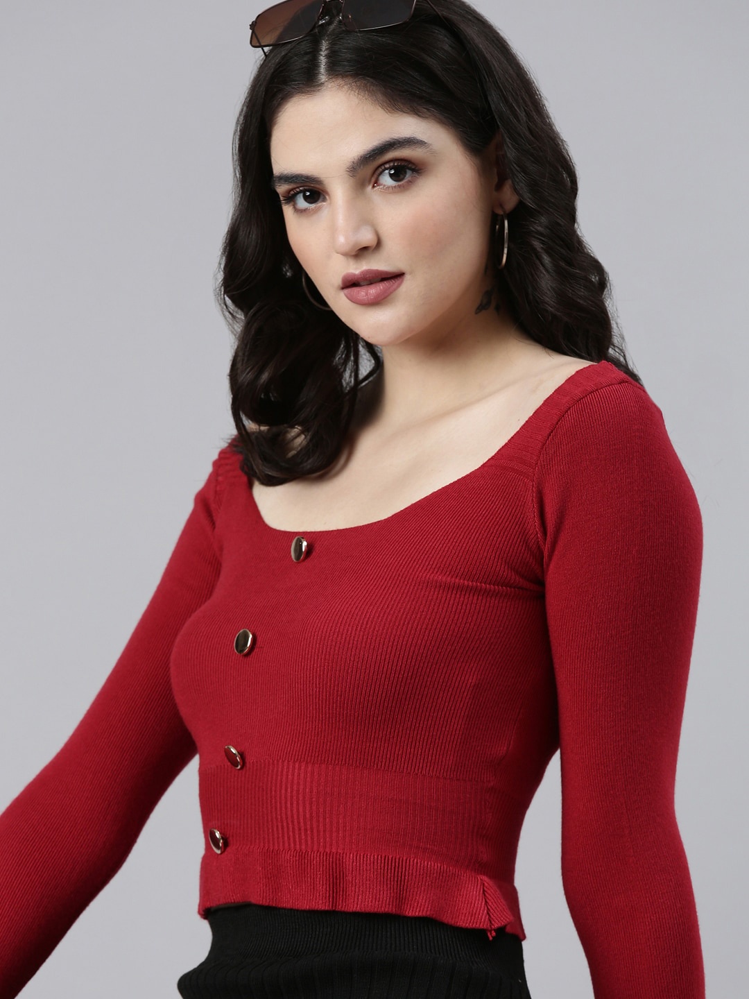 

SHOWOFF Scoop Neck Long Sleeves Ruffles Fitted Crop Top, Maroon