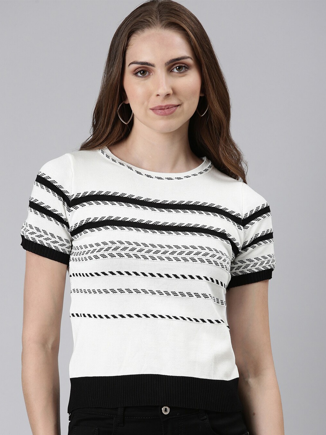 

SHOWOFF Self Design Monochrome Casual Top, White