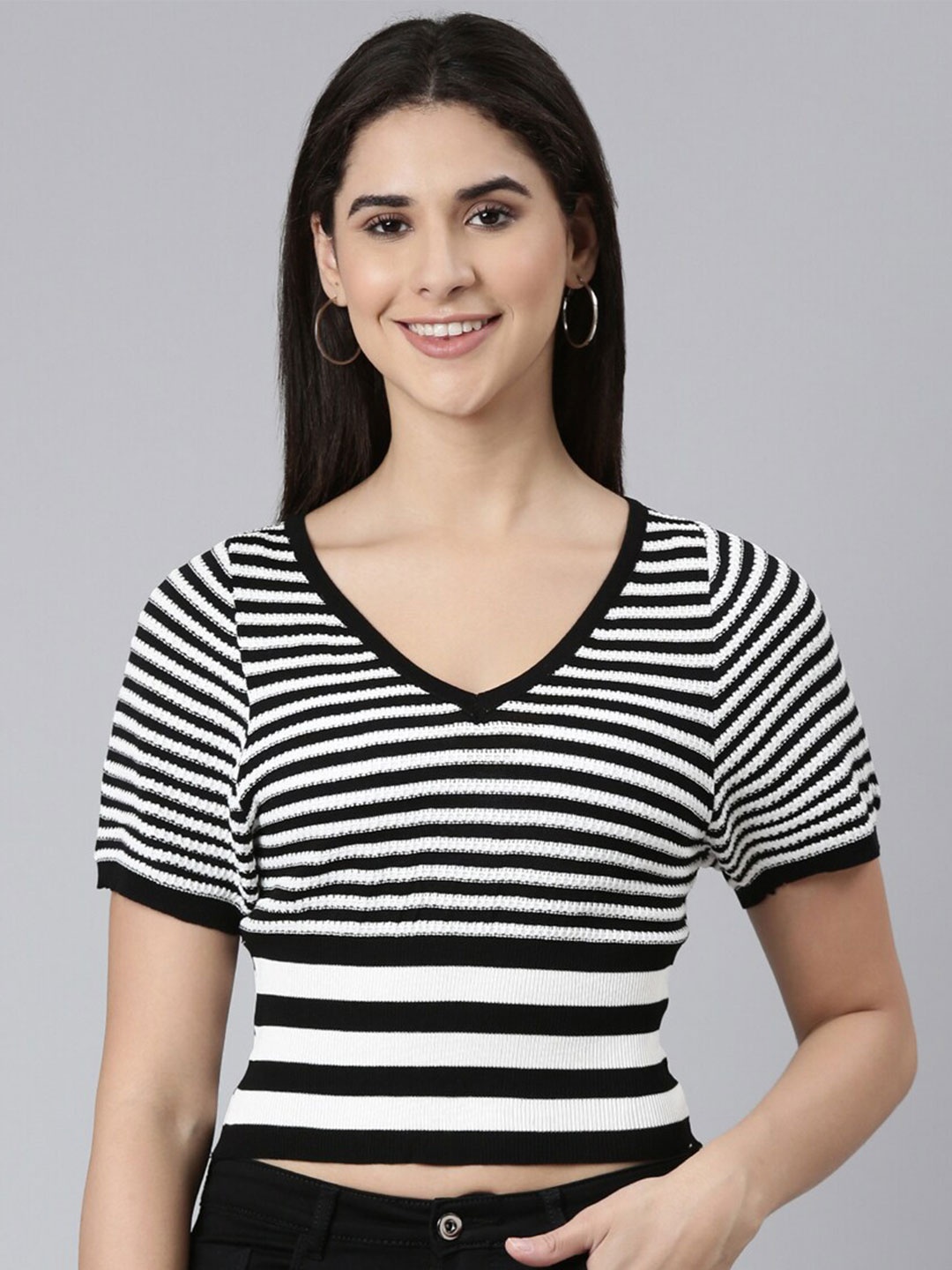

SHOWOFF Striped V-Neck Crop Top, Black