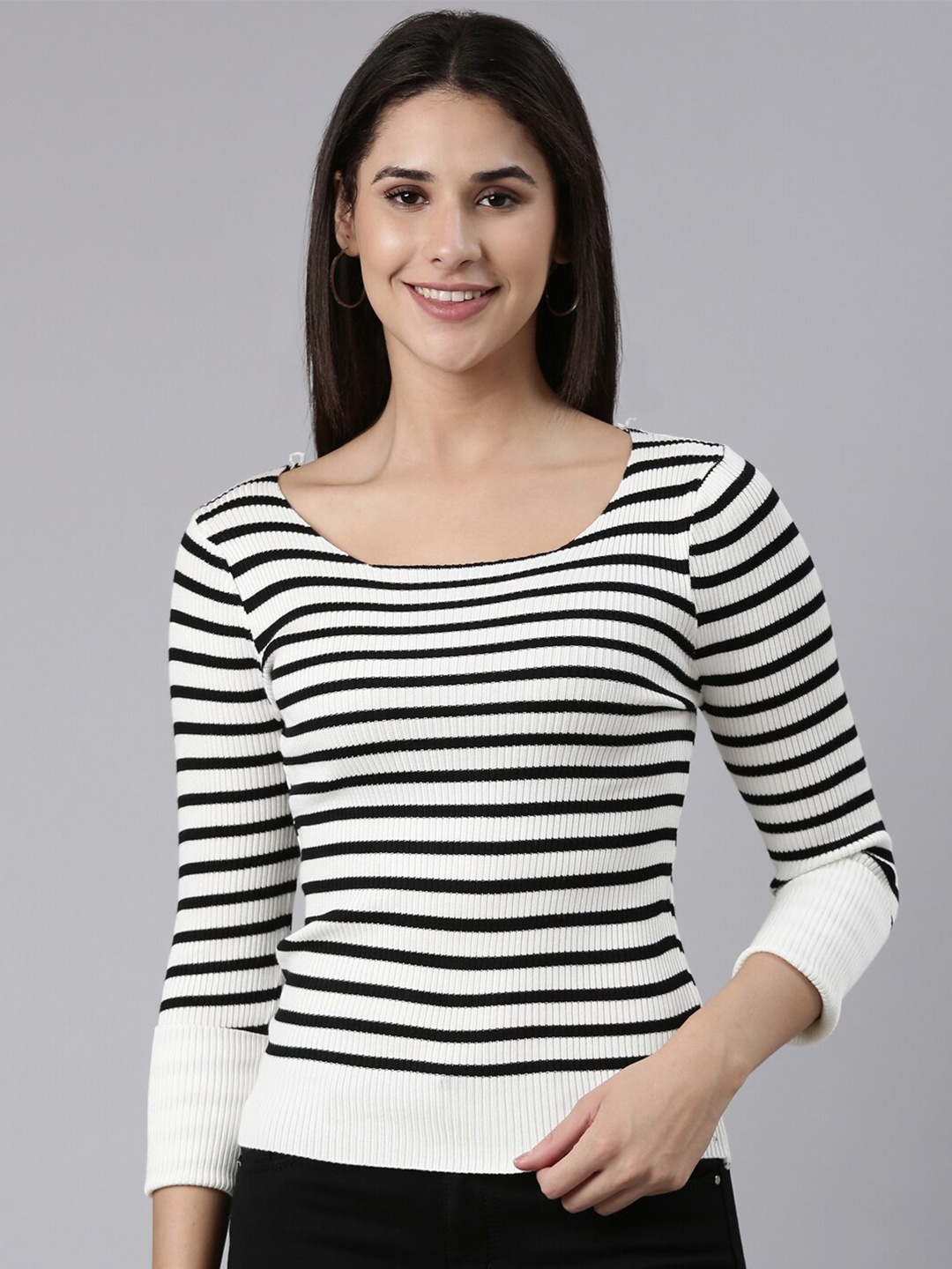 

SHOWOFF Horizontal Striped Round Neck Top, White