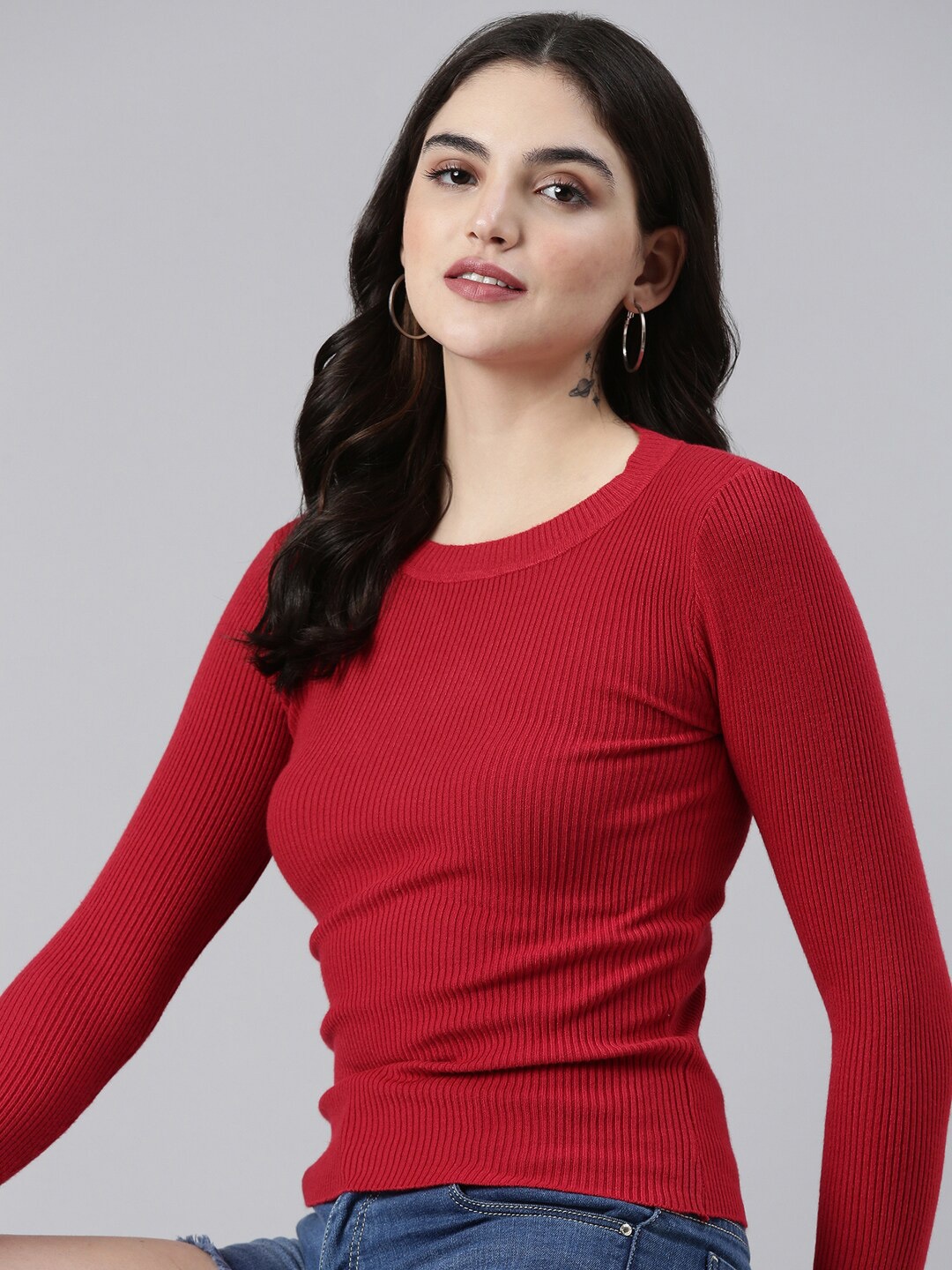 

SHOWOFF Ribbed Round Neck Fitted Top, Maroon