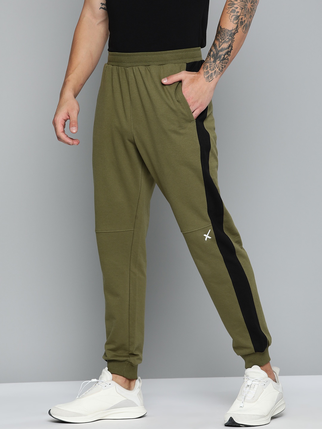 

HRX by Hrithik Roshan Men Side Striped Lifestyle Joggers, Olive
