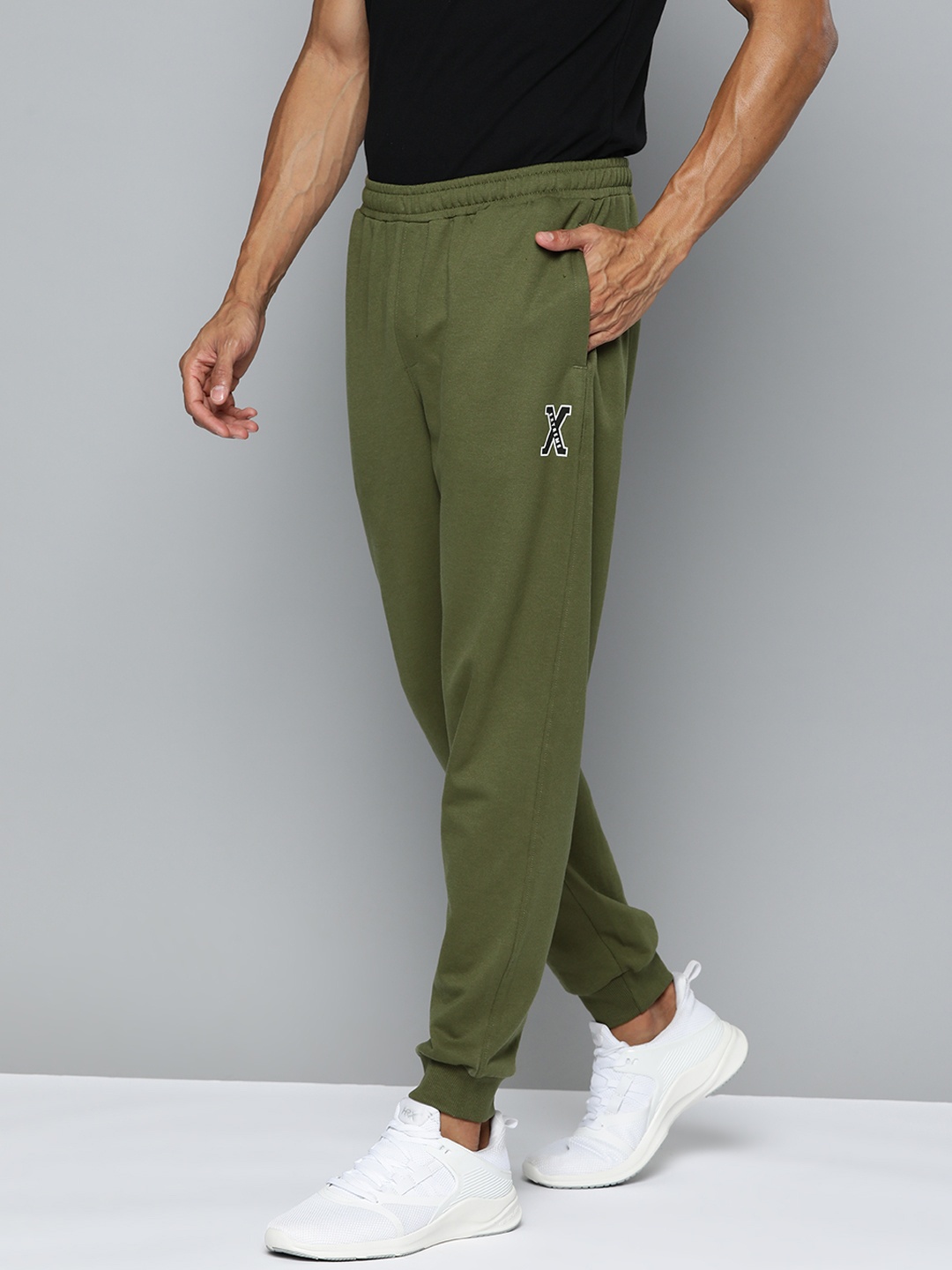 

HRX by Hrithik Roshan Men Regular Fit Lifestyle Track Pants, Olive