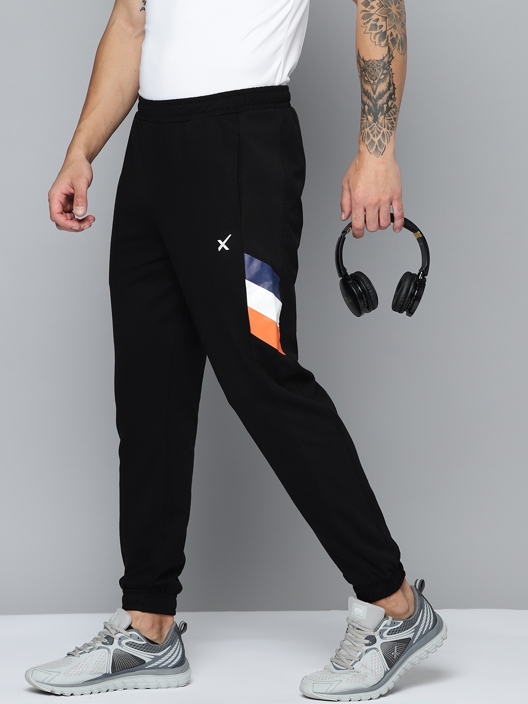 

HRX by Hrithik Roshan Men Solid Jogger, Black