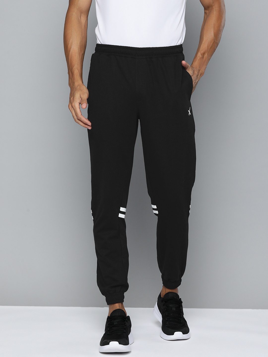 

HRX by Hrithik Roshan Men Solid Joggers, Black
