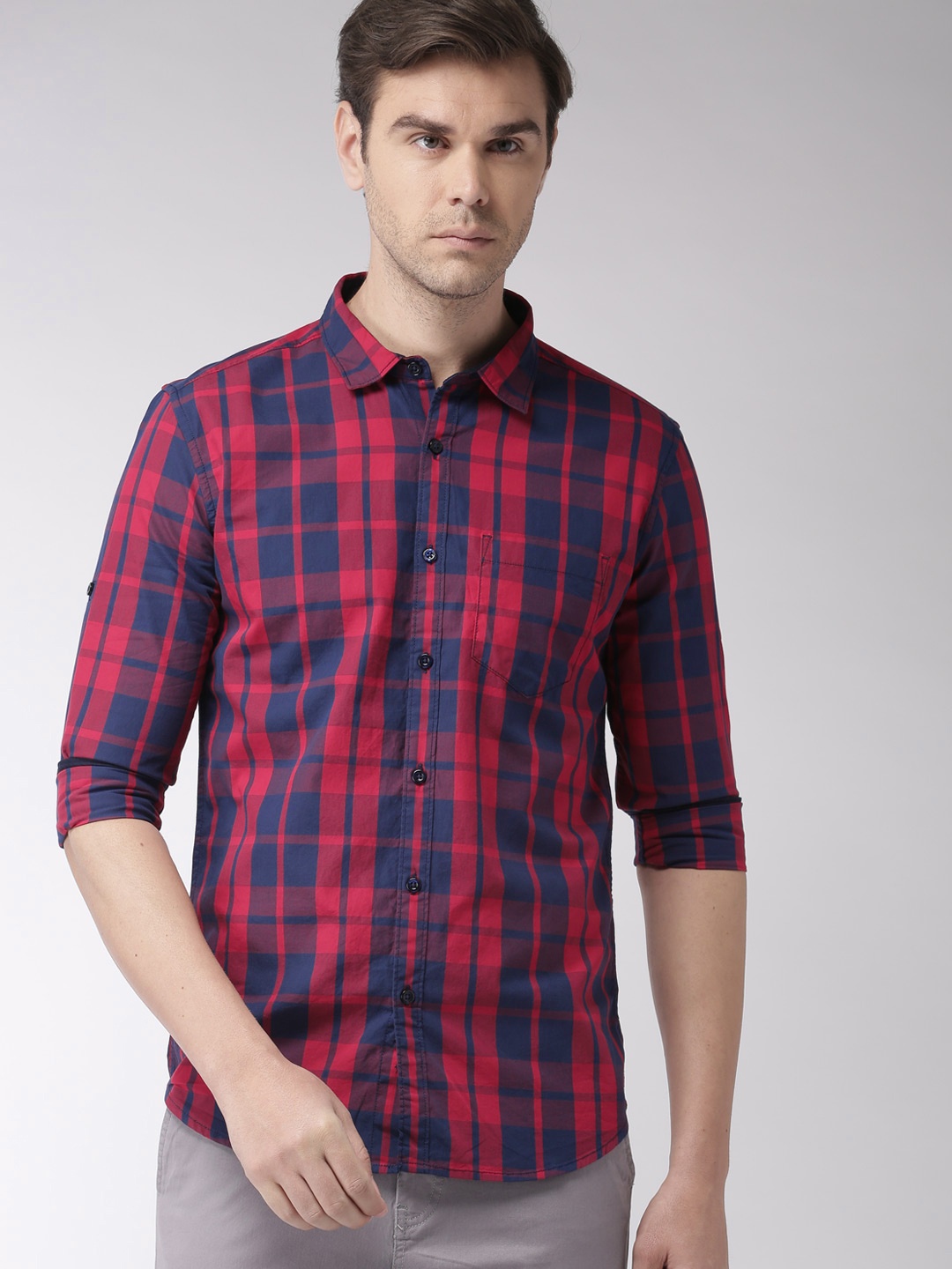 

HIGHLANDER Men Navy Blue & Red Slim Fit Checked Casual Shirt