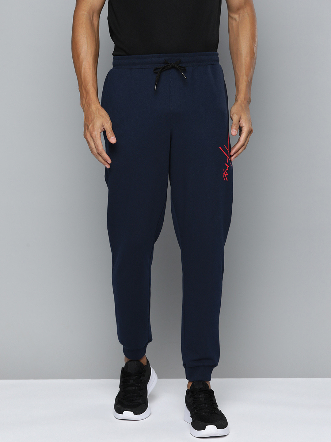 

HRX by Hrithik Roshan Men Solid Joggers, Navy blue