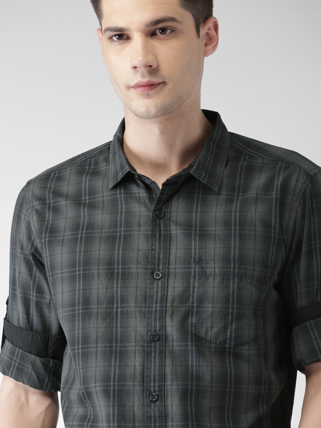 

HIGHLANDER Men Black & Grey Slim Fit Checked Casual Shirt