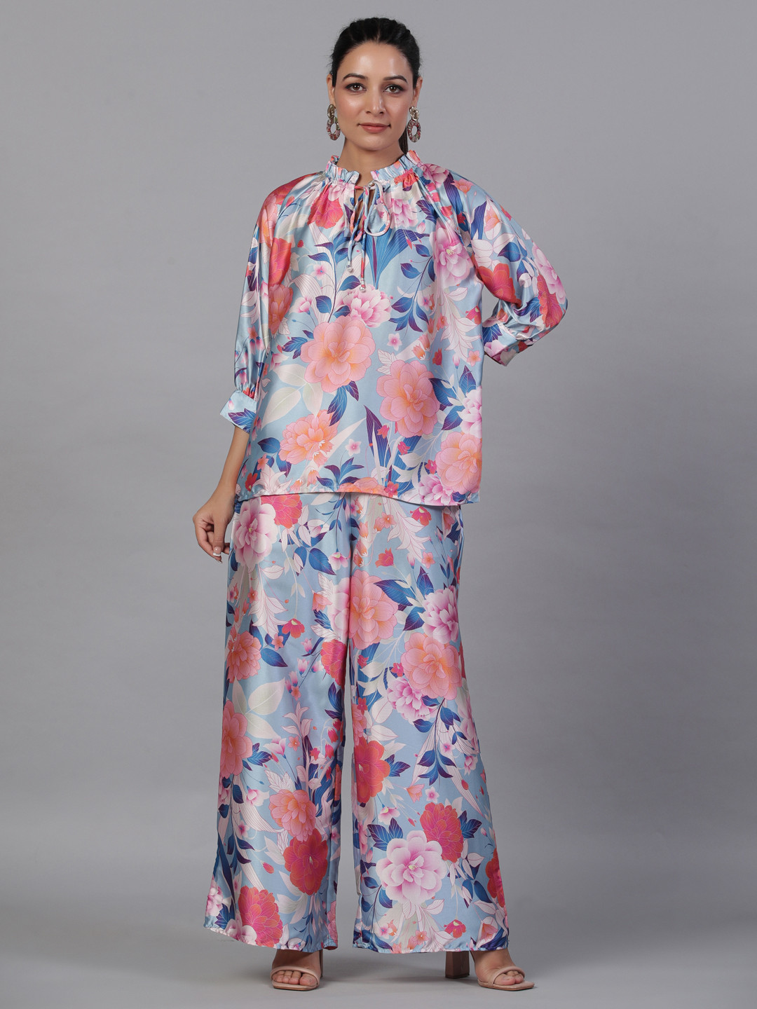 

Aadews Floral Printed Top With Palazzos, Blue