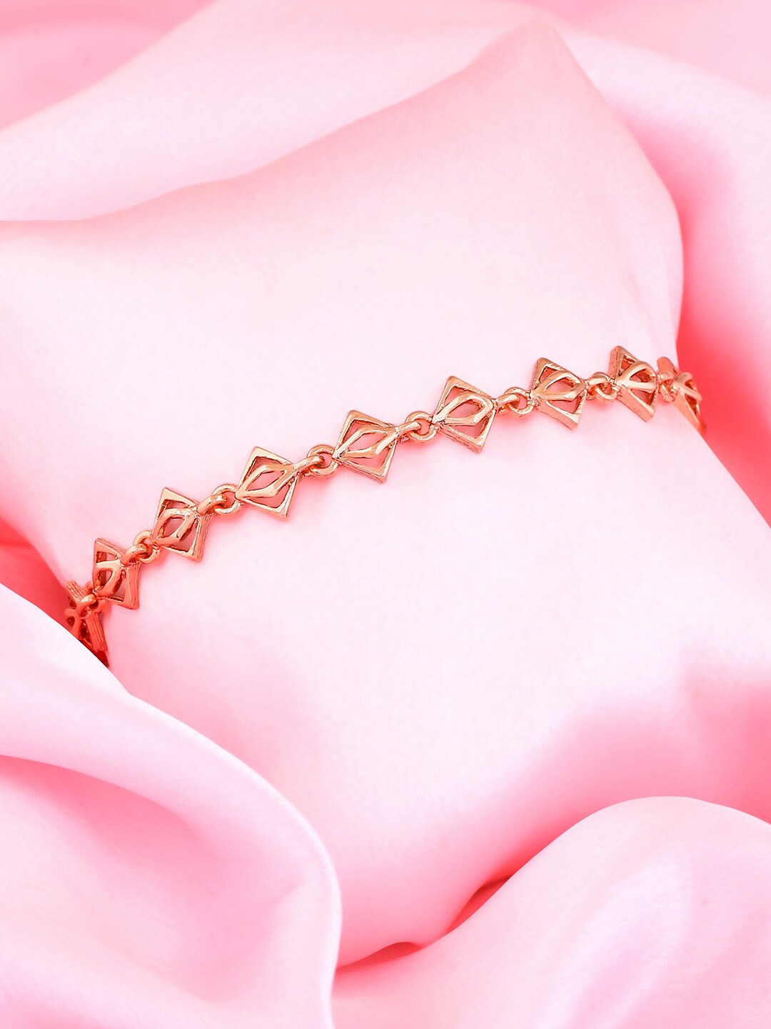 

Estele Rose Gold-Plated Alloy Link Bracelet