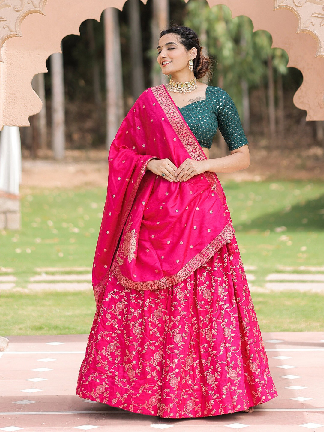 

LOOKNBOOK ART Pink & Gold-Toned Semi-Stitched Lehenga & Unstitched Blouse With Dupatta