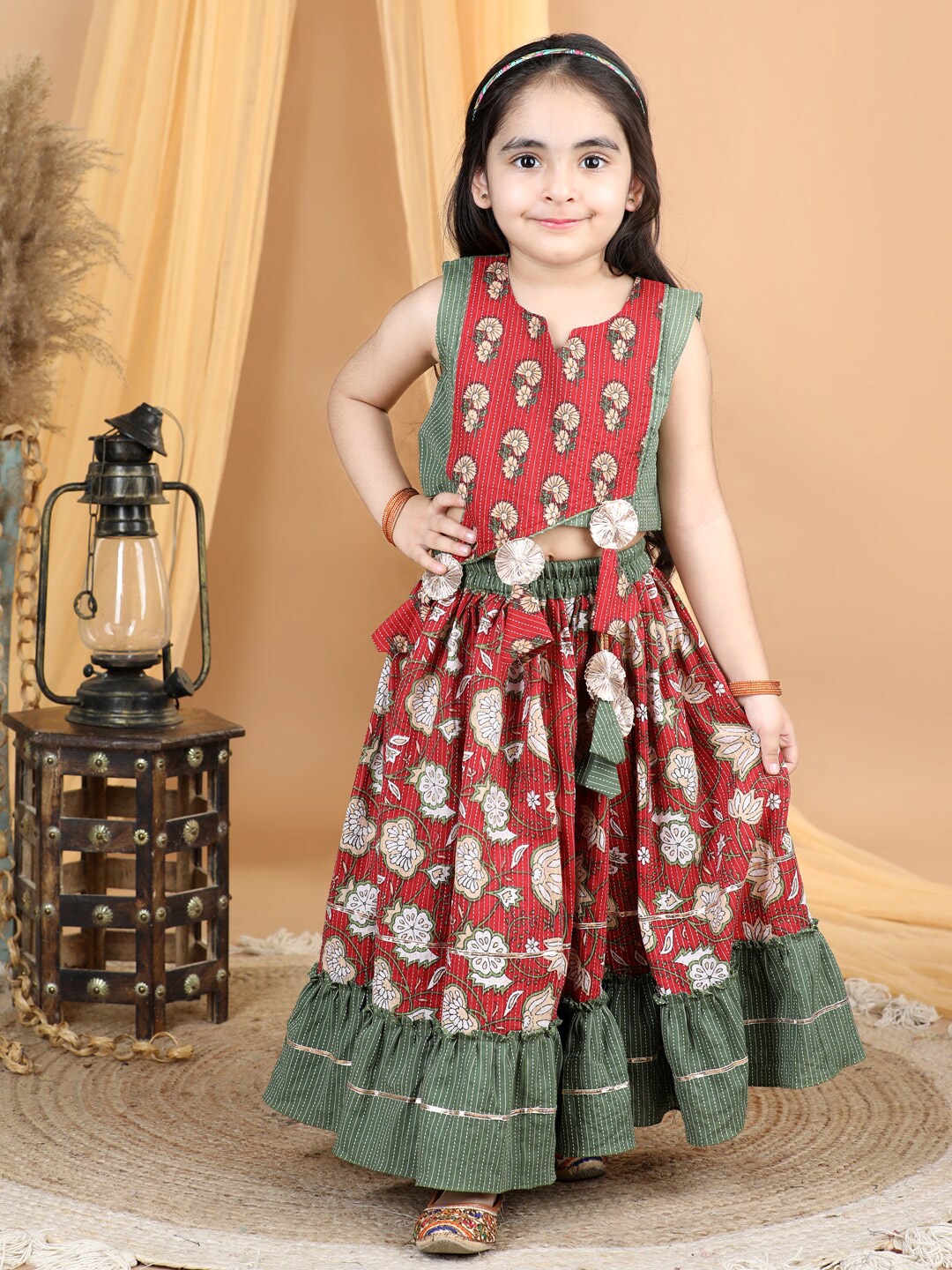 

Here&Now X Kinder Kids Girls Printed Ready to Wear Lehenga, Red