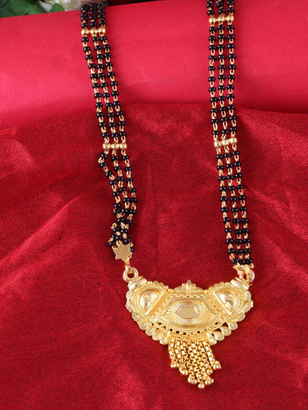 

MEENAZ Gold Plated & Beaded Mangalsutra