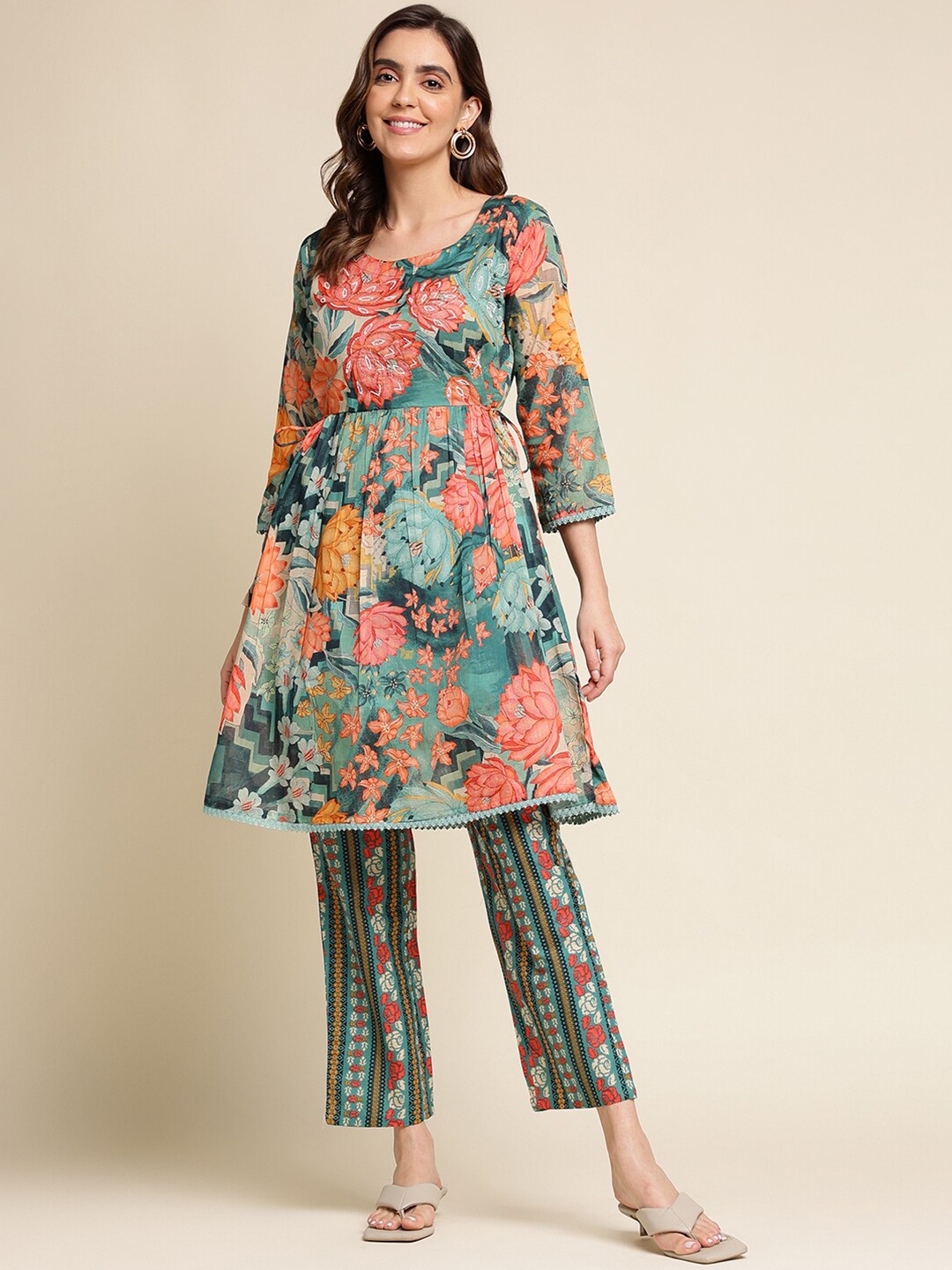 

Ishin Floral Printed Cotton Kurti, Blue