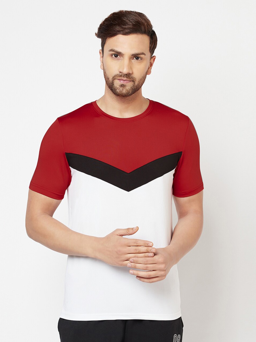 

GLITO Colourblocked Casual T-shirt, White
