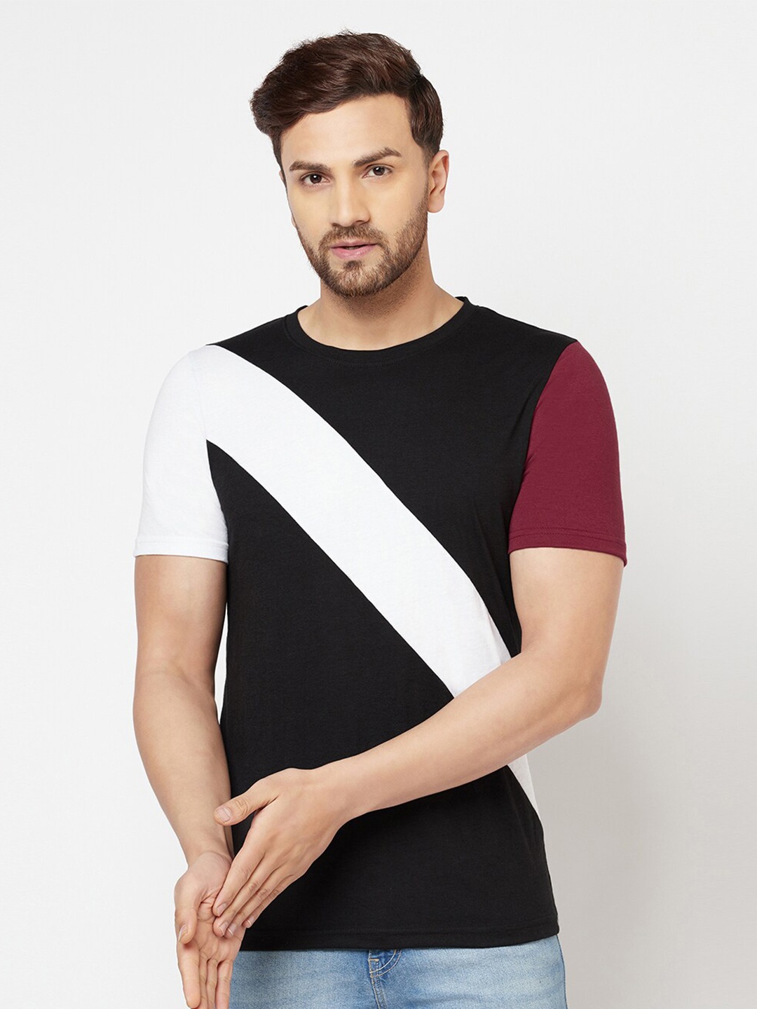 

GLITO Colourblocked Round Neck T-shirt, Maroon