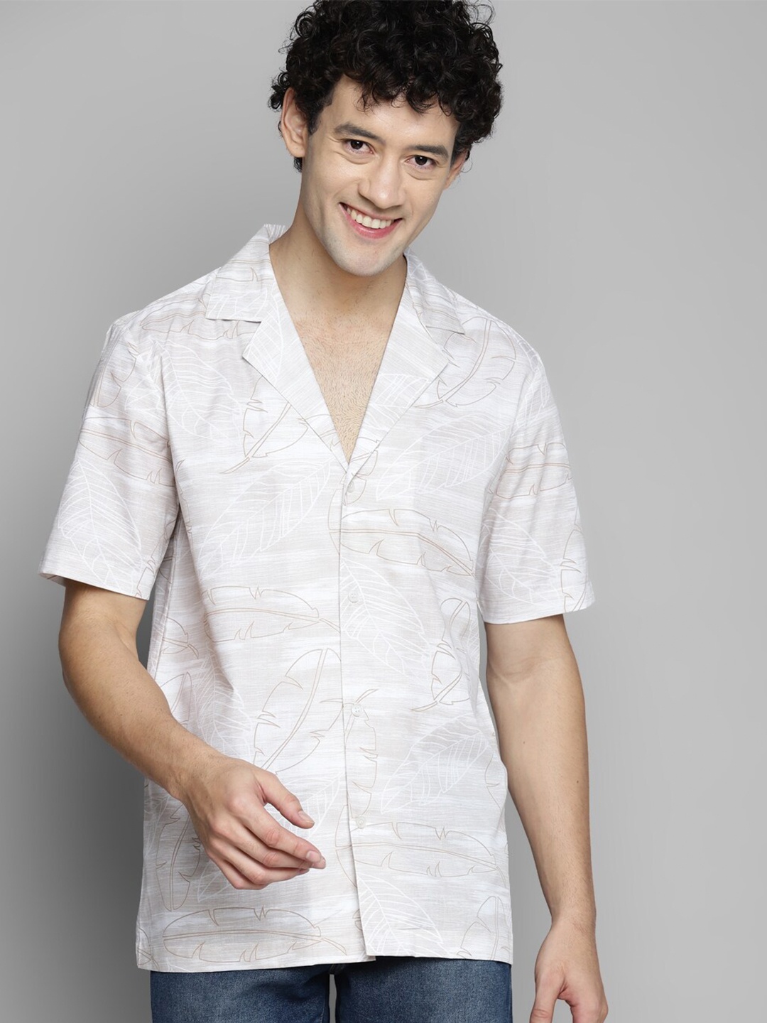 

Kook N Keech Boxy Fit Tropical Printed Cuban Collar Pure Linen Resort Shirt, Beige