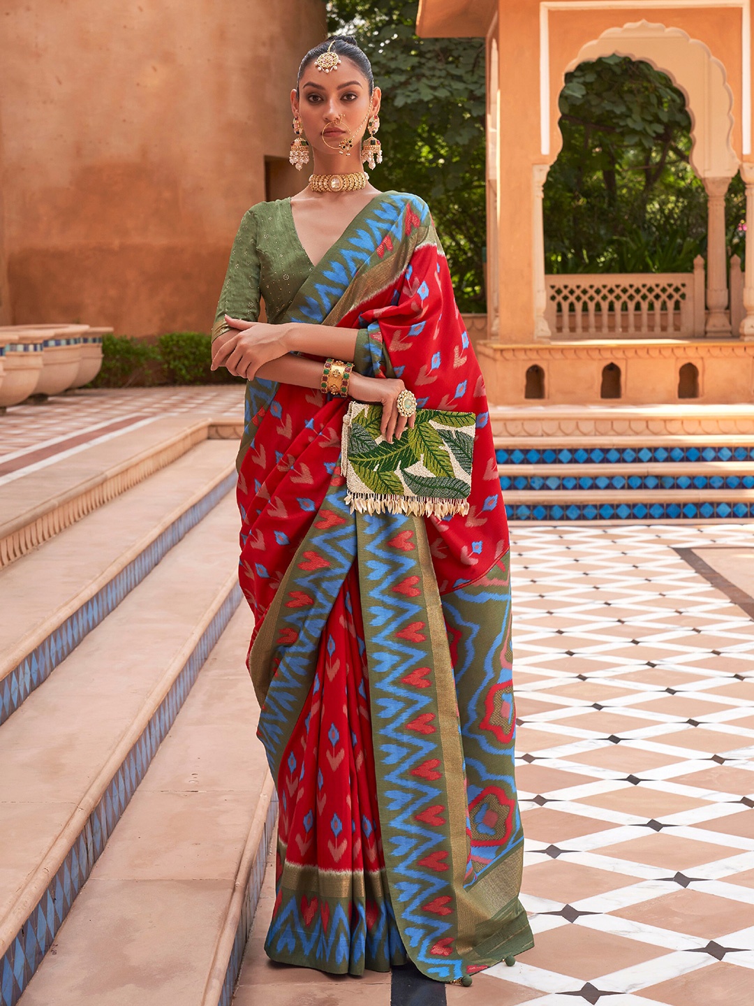 

elora Ethnic Motifs Zari Pure Silk Ikat Saree, Red