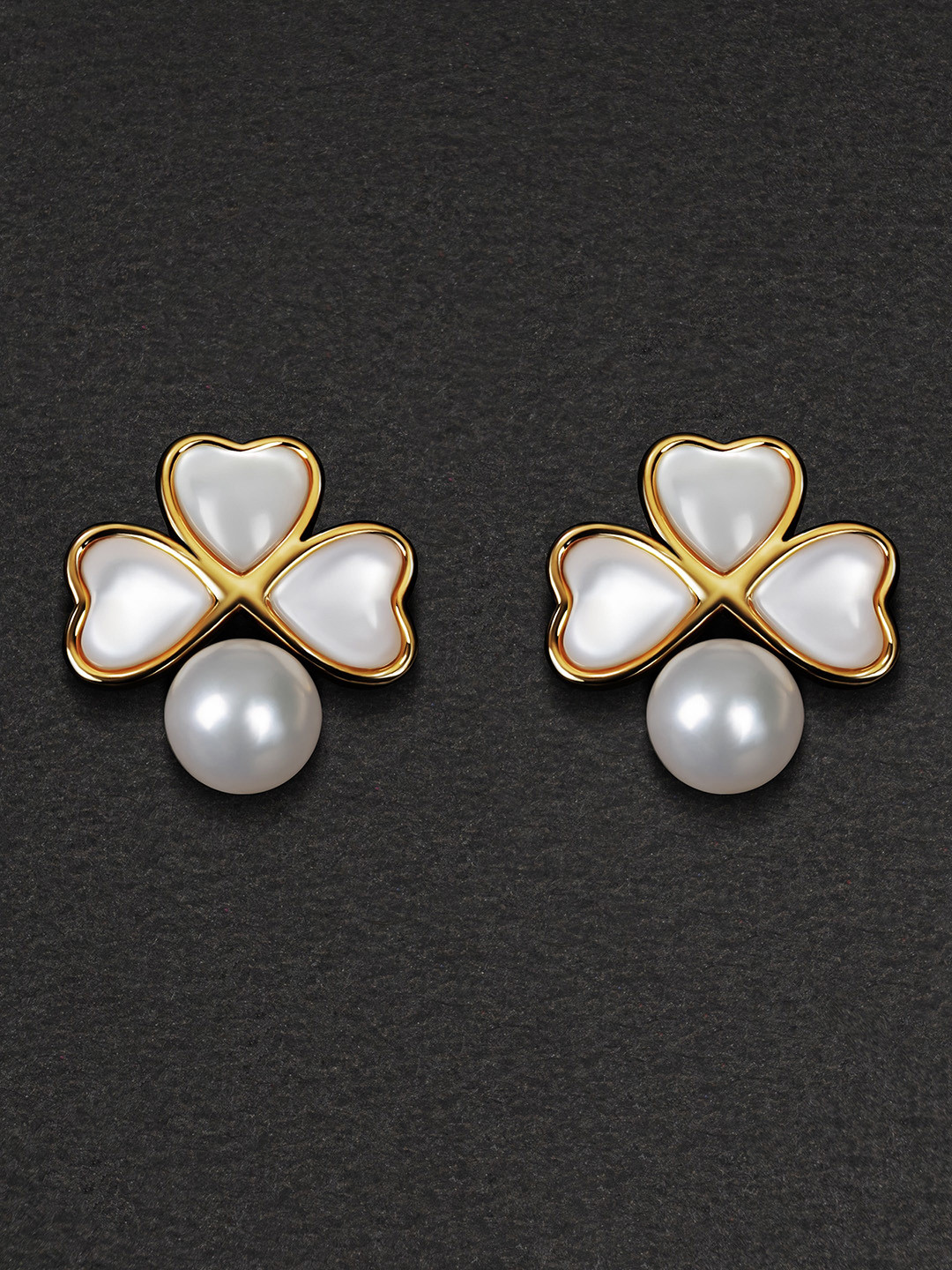 

anore Gold-Toned Pearl and Shell Floral Studs Earrings
