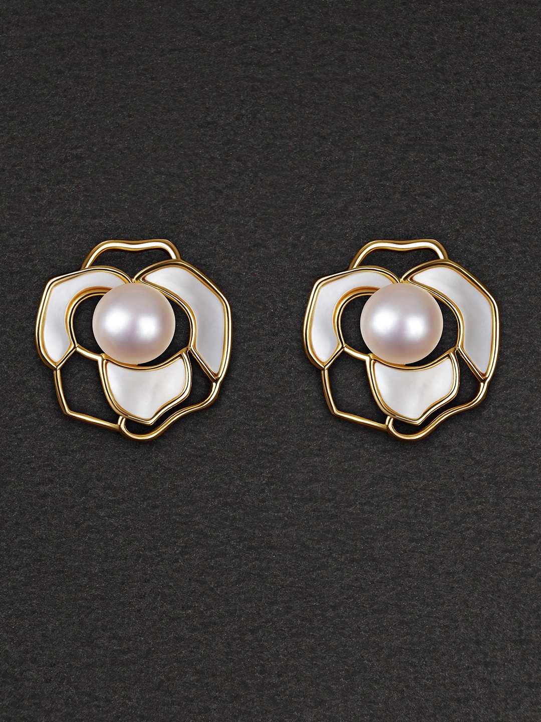 

anore Gold-Plated Pearl Studs Earrings