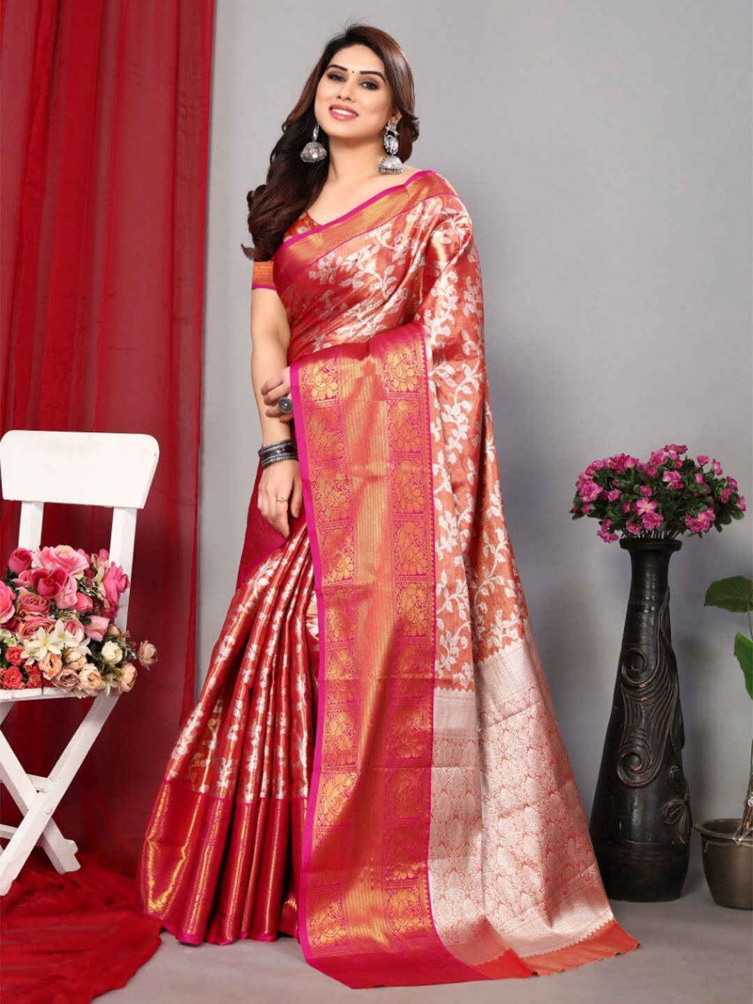 

VEERAX Ethnic Motifs Woven Design Zari Pure Silk Banarasi Saree, Peach