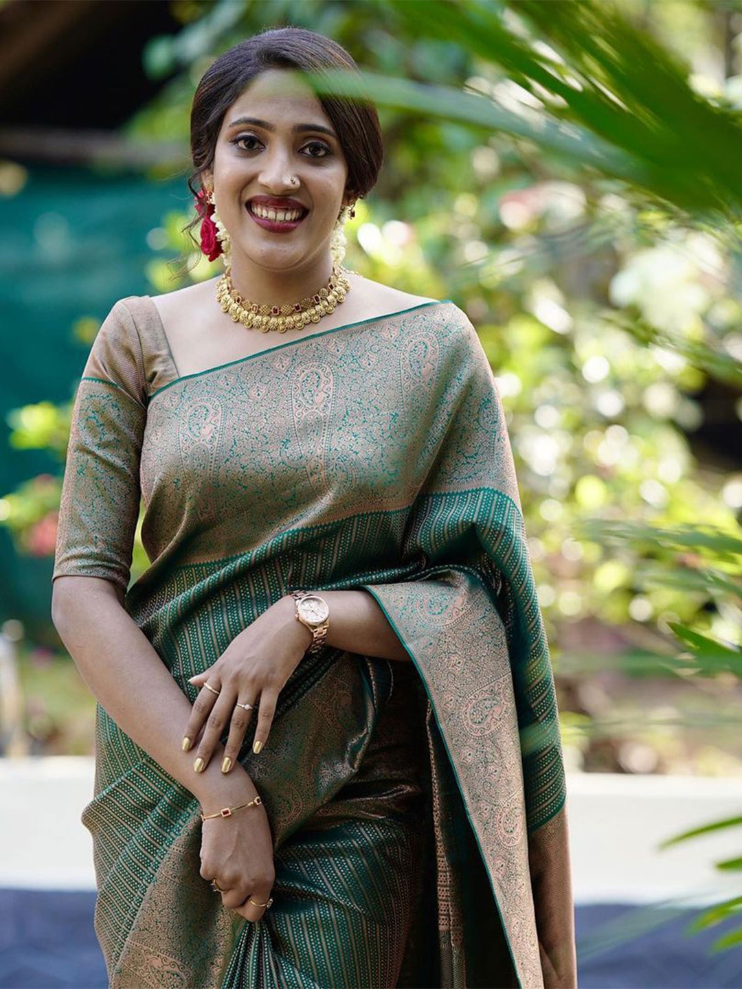 

Naishu Trendz Woven Design Zari Pure Silk Kanjeevaram Saree, Green
