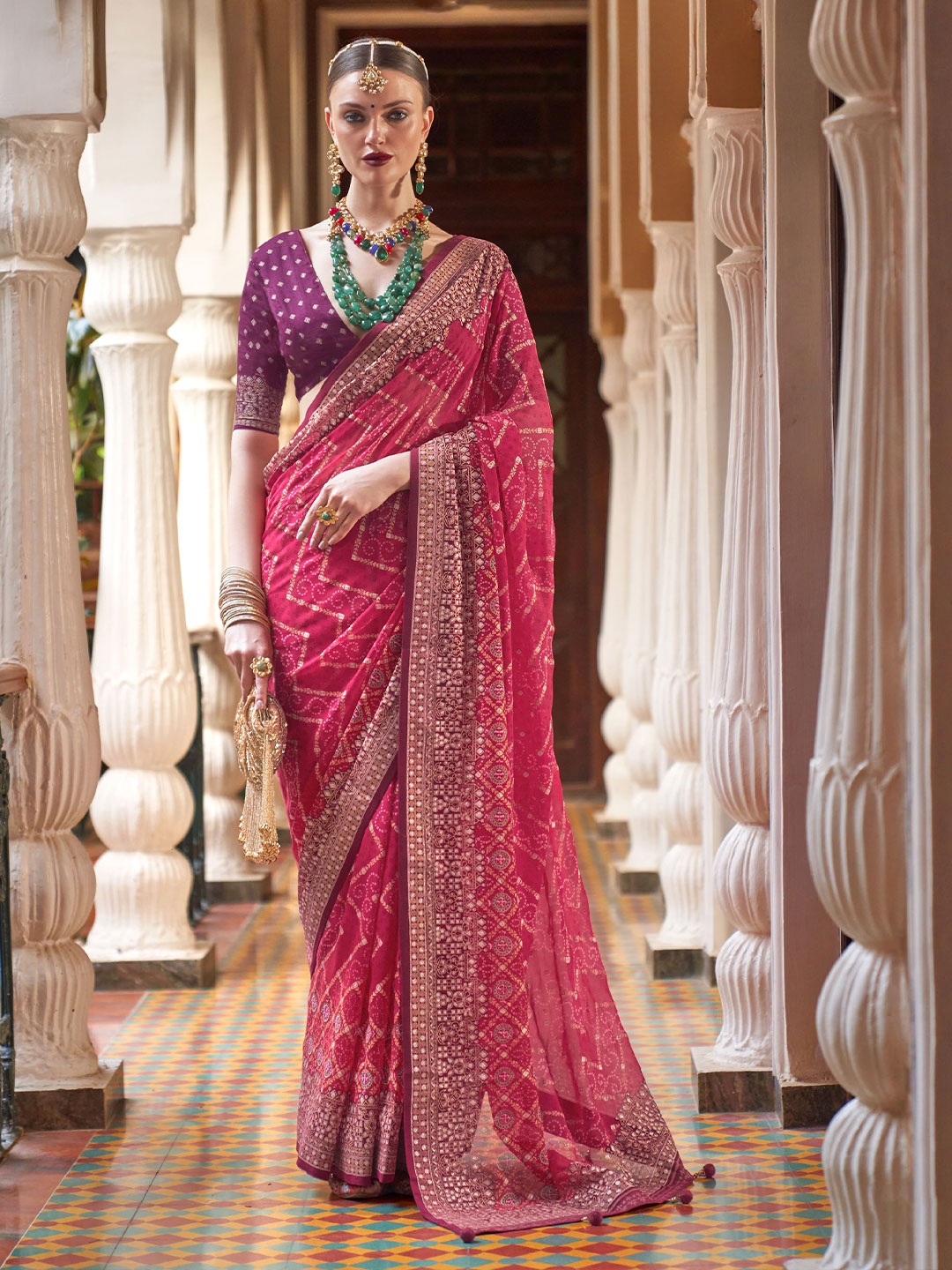 

elora Bandhani Printed Sequinned Pure Georgette Bandhani Saree, Pink