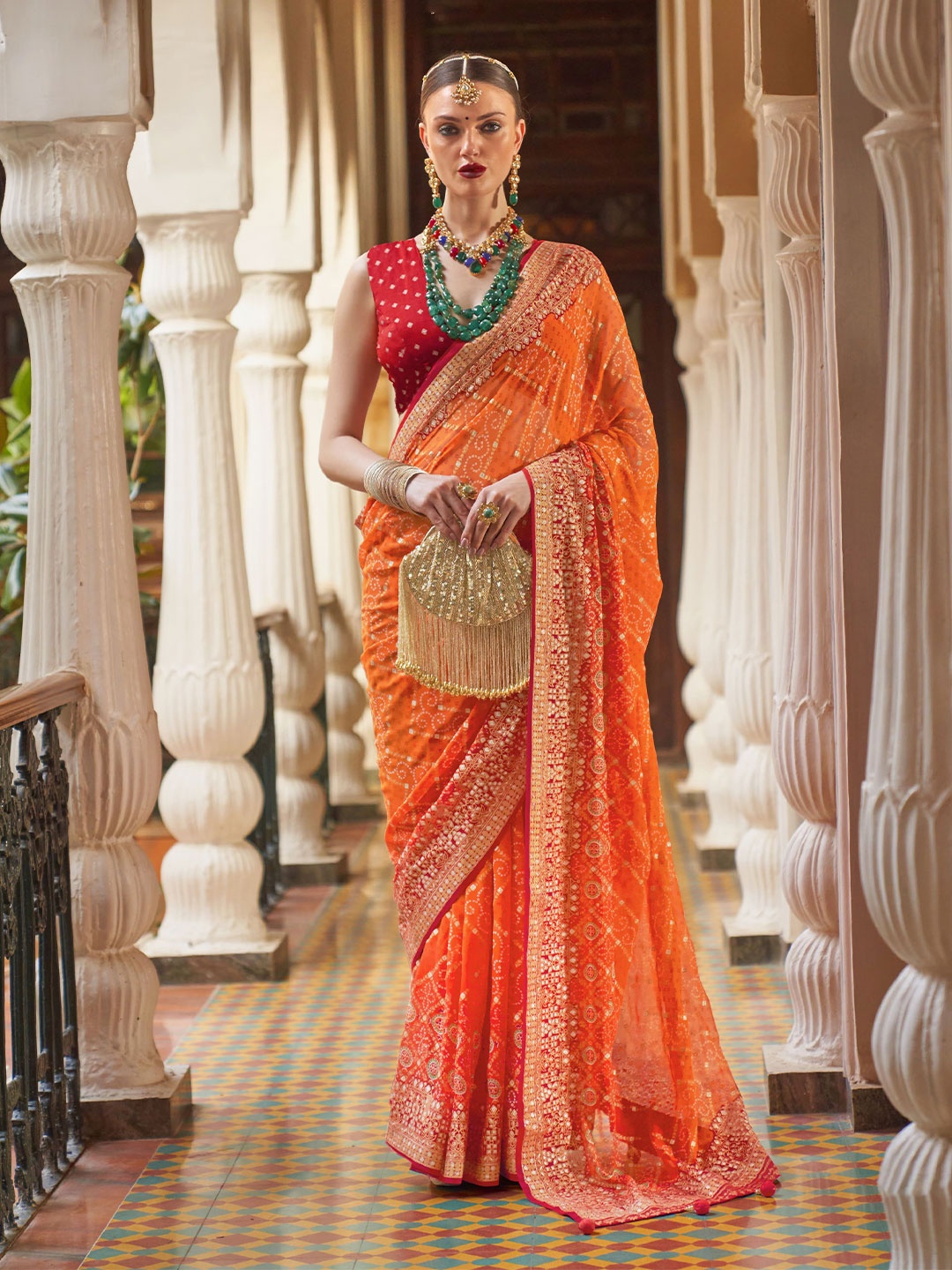 

elora Sequinned Pure Georgette Bandhani Saree, Orange