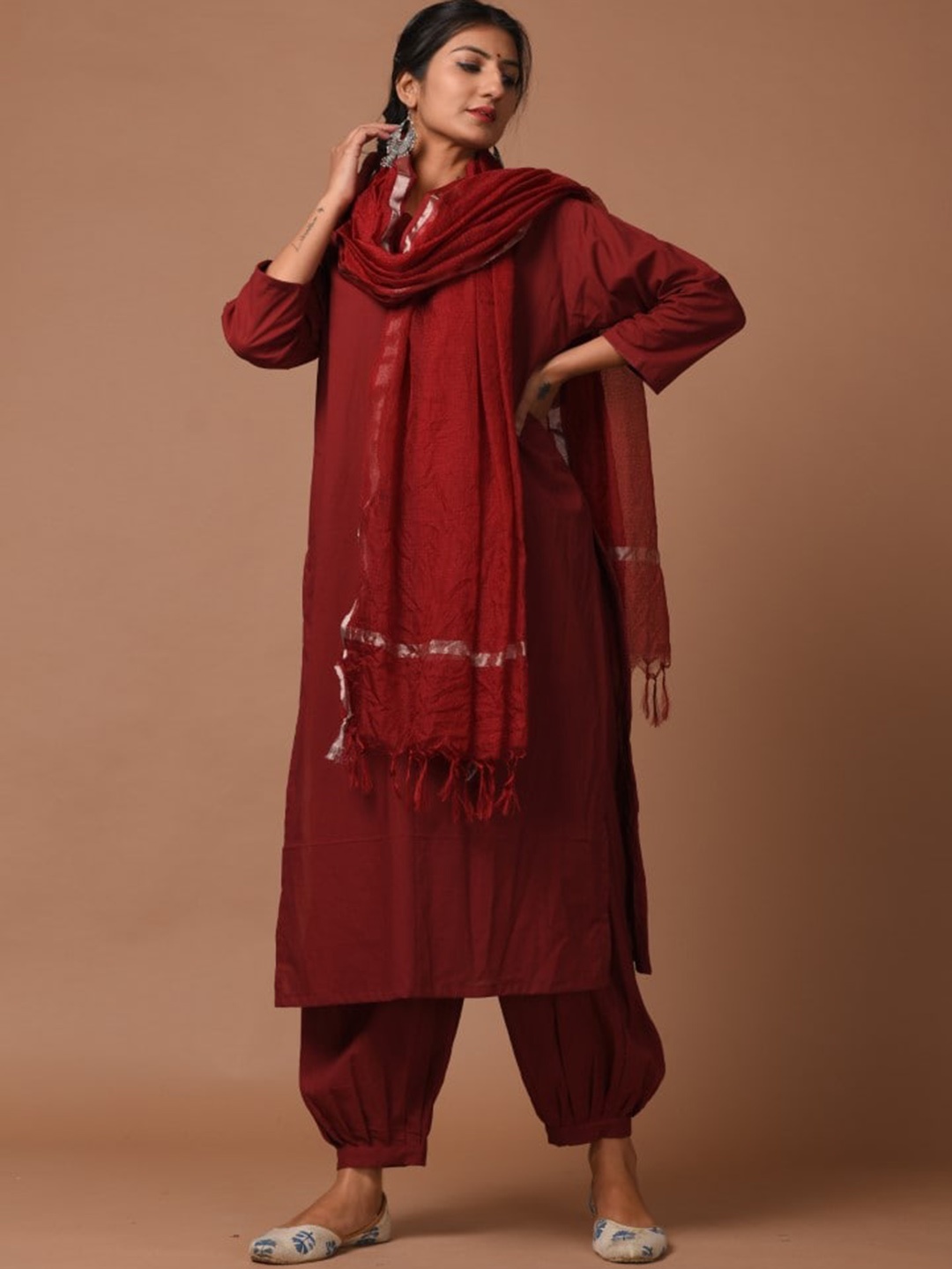 

DIMPLE DESIGN STUDIO Regular Pure Cotton Kurta With Salwar & Dupatta, Maroon