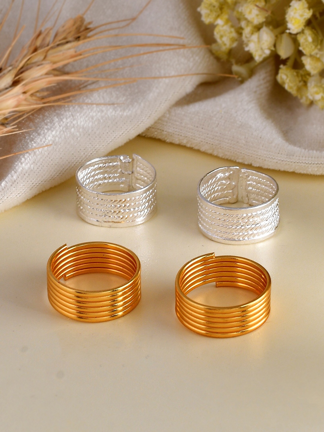 

Silvermerc Designs Set of 2 Silver-Plated & Gold-Plated Toe Rings