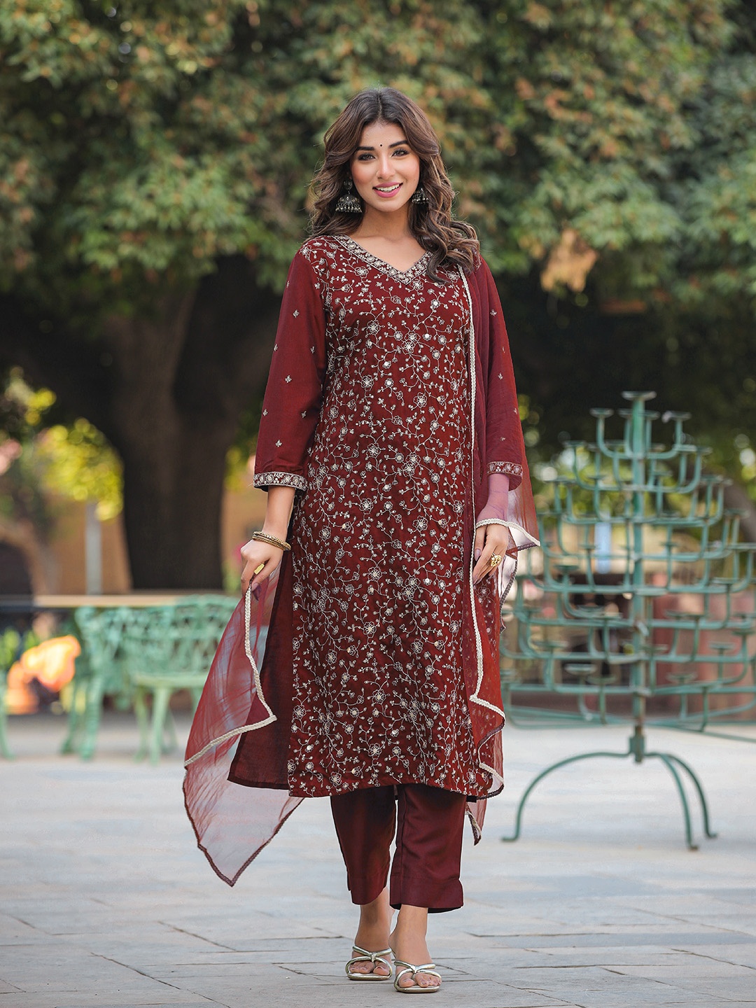 

AHIKA Ethnic Motifs Embroidered Sequinned Kurta With Trousers & Dupatta, Maroon