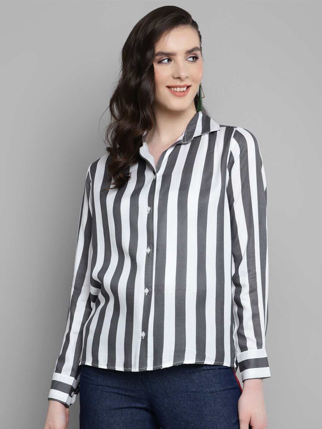 

Kook N Keech Grey Classic Fit Opaque Striped Casual Shirt