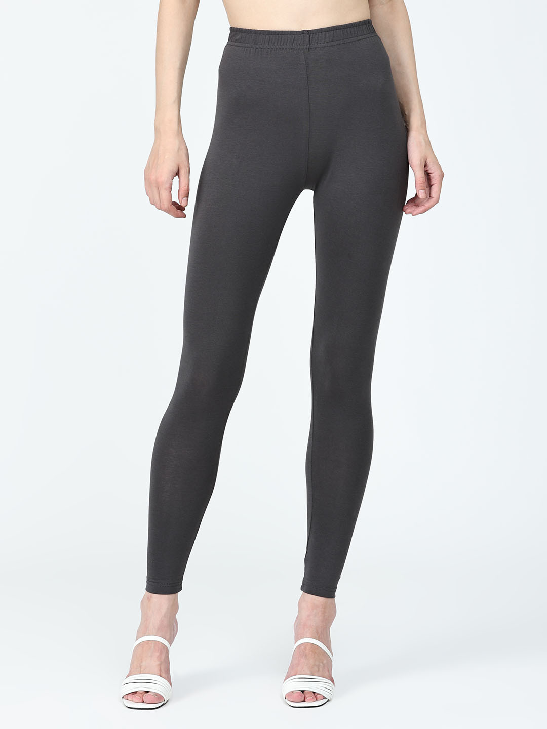 

Robinbosky Cotton Ankle Leggings, Grey