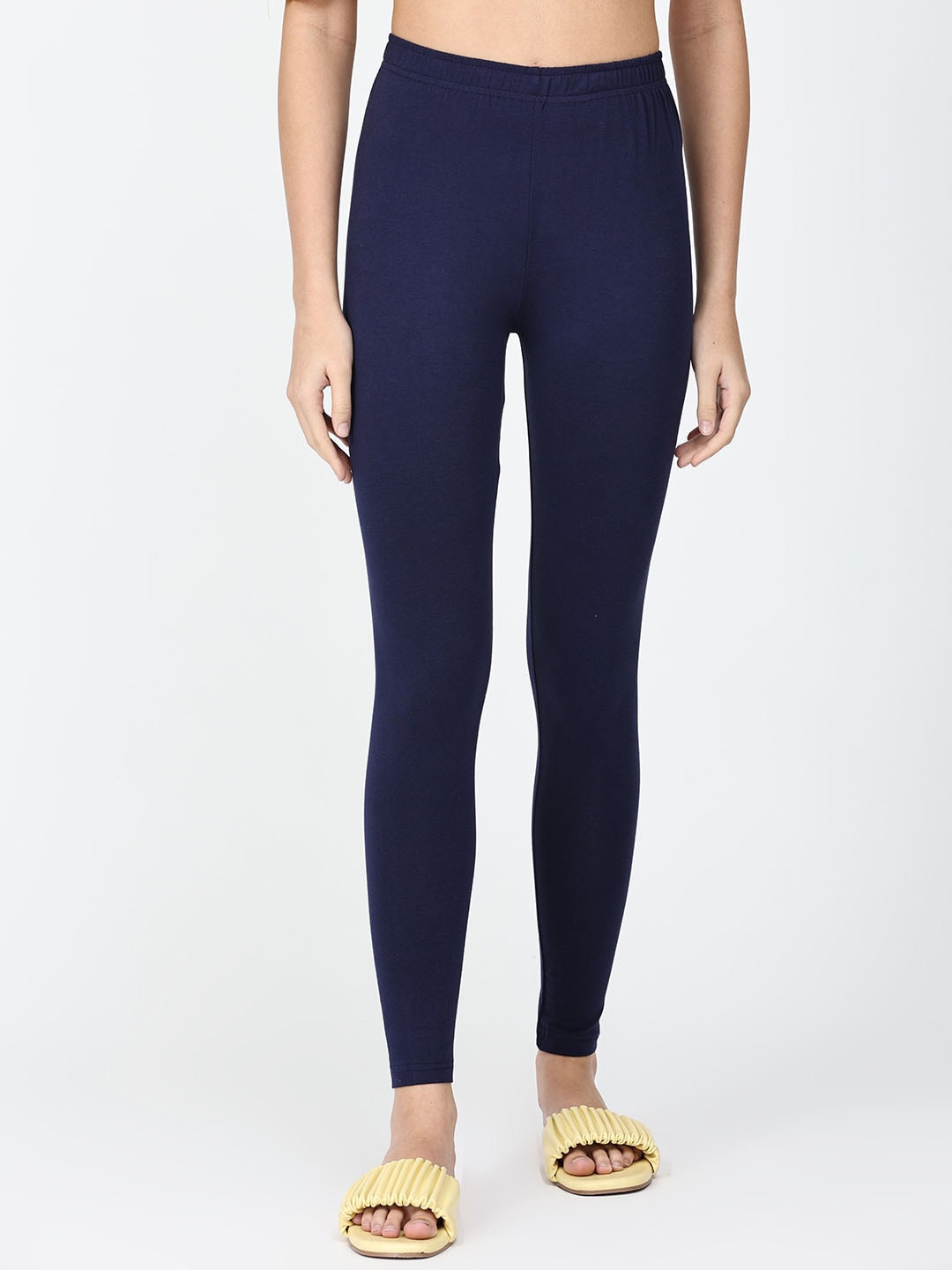 

Robinbosky Women Ankle Length Leggings, Navy blue