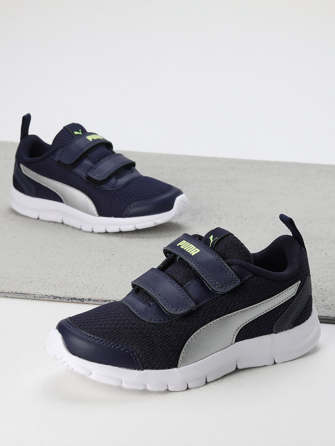 

Puma Kids Racer V2 Sneakers, Navy blue
