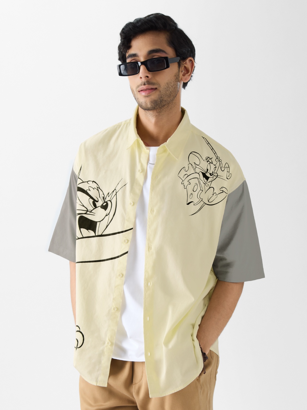 

The Souled Store Tom And Jerry Printed Casual Pure Cotton Oversized Shirt, Beige