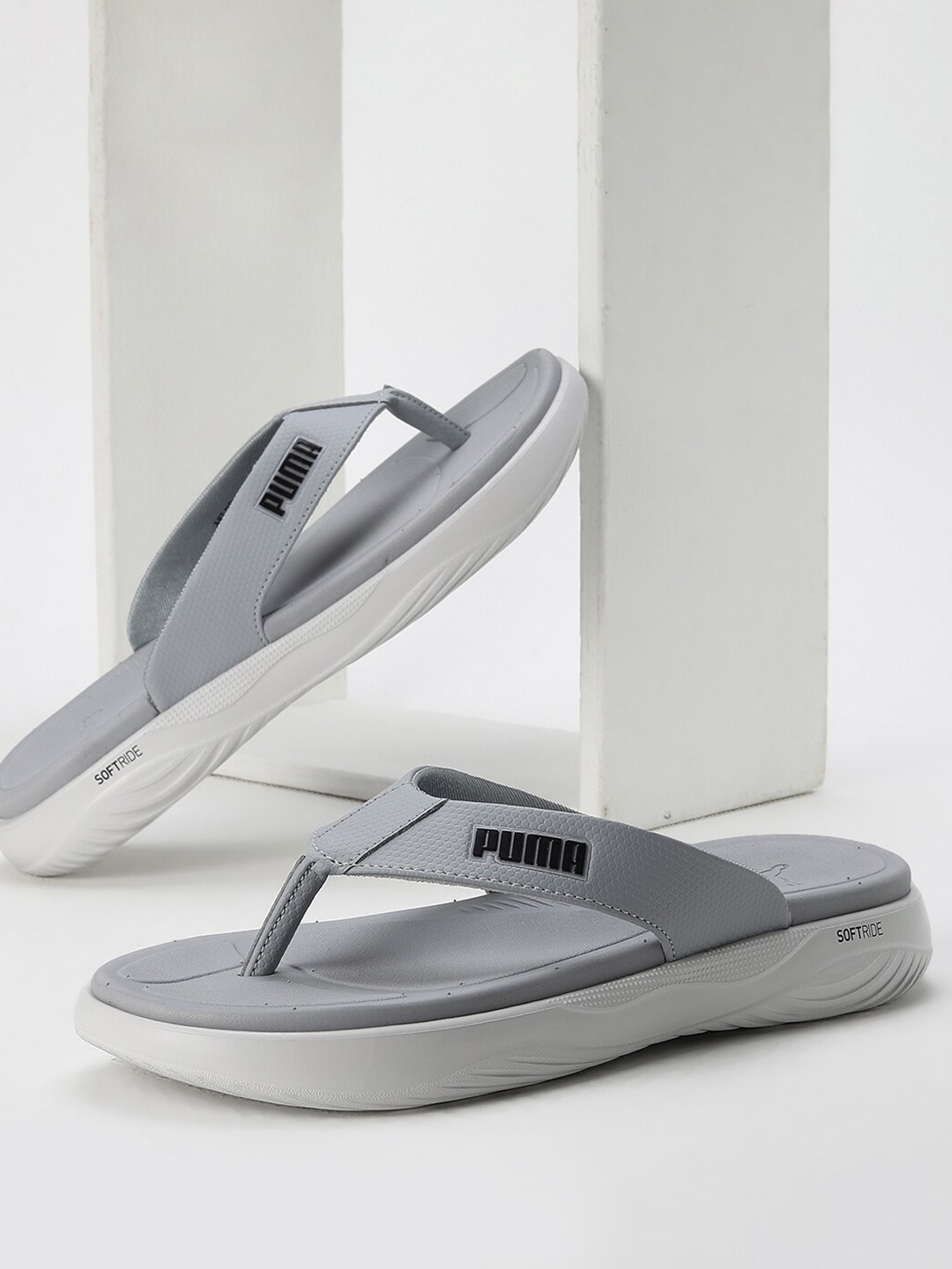 

Puma Softride Seave Flip-Flops, Grey