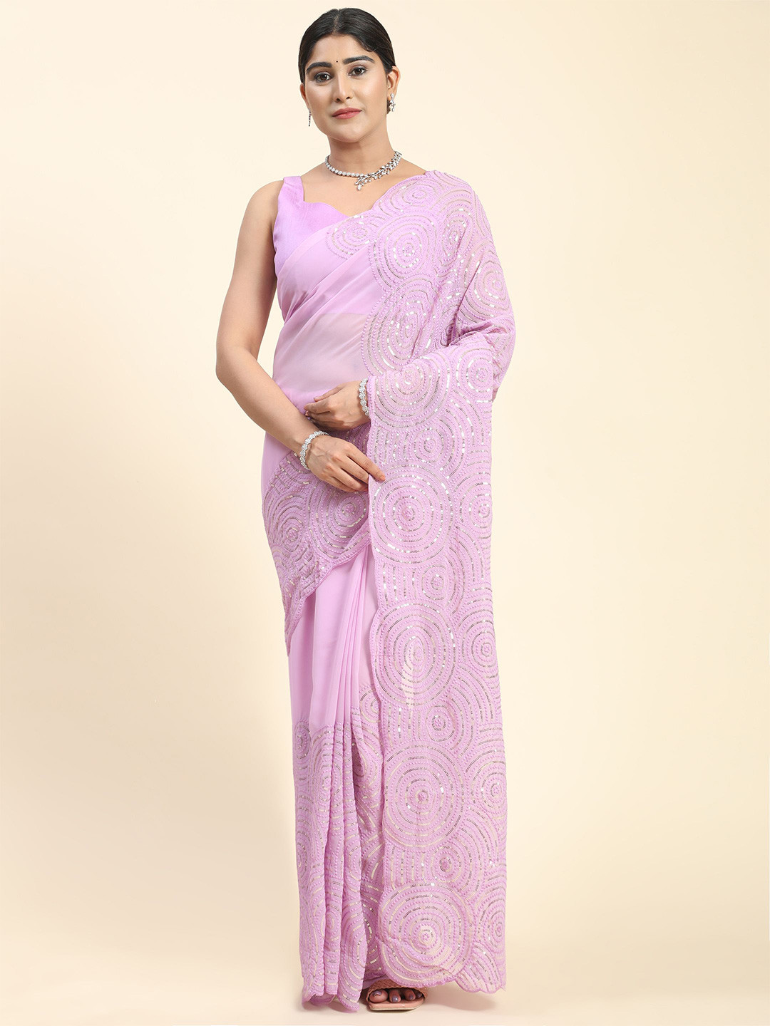 

Vastrasky Global Embellished Beads & Stones Saree, Lavender