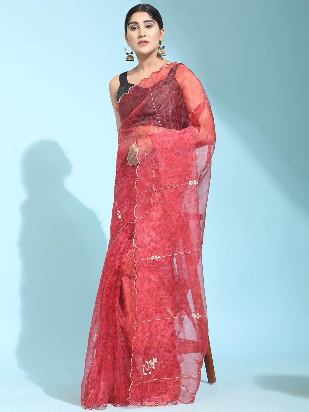 

Vastrasky Global Floral Embroidered Organza Saree, Red