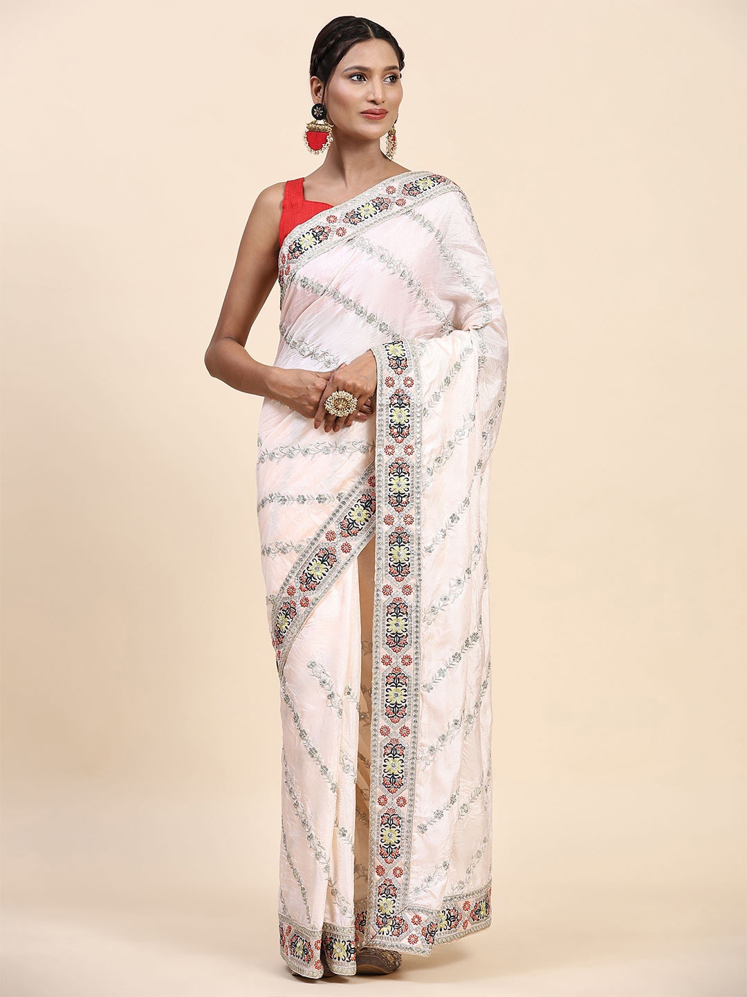 

Vastrasky Global Ethnic Motifs Embroidered Organza Saree, White