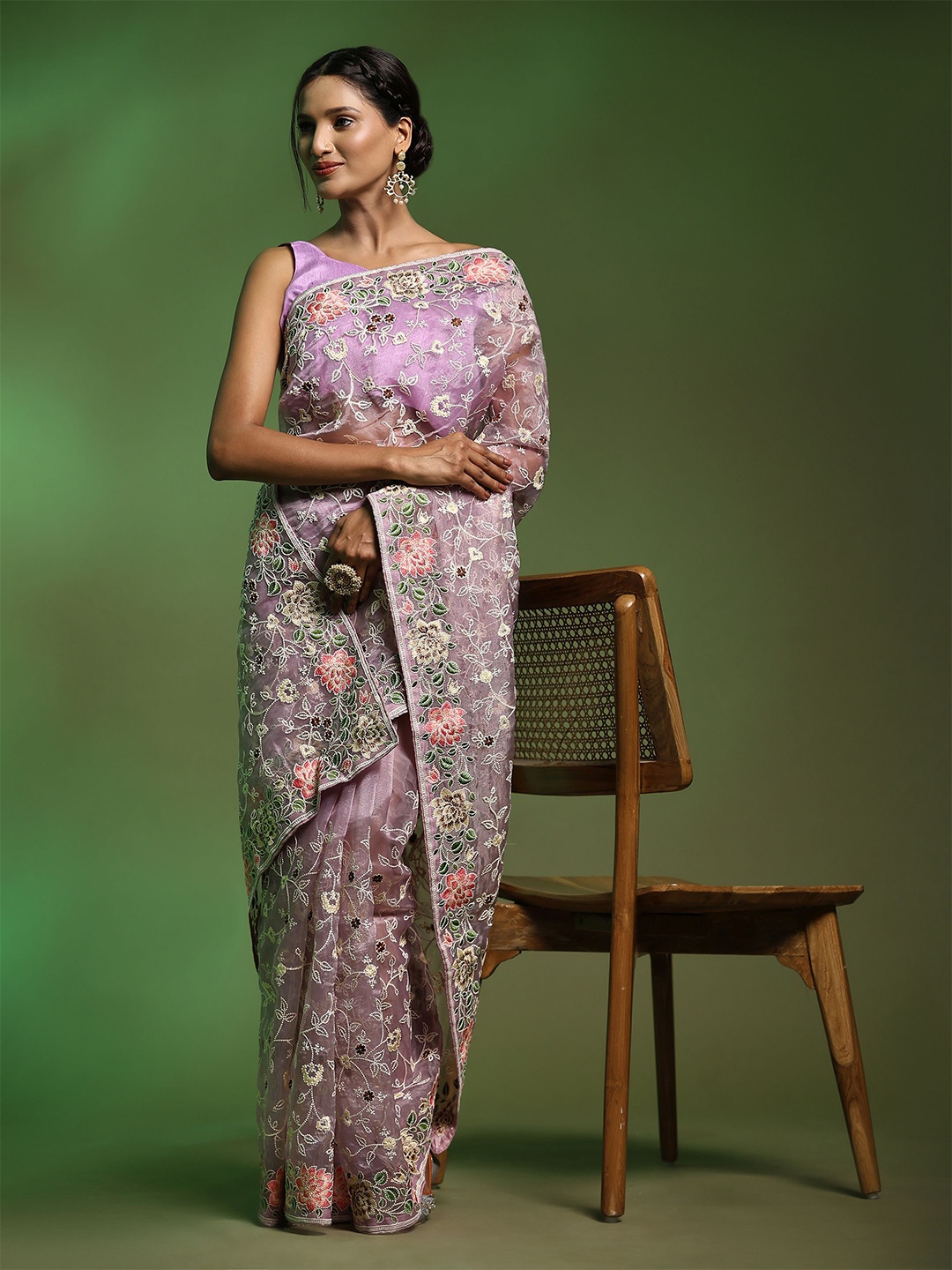 

Vastrasky Global Floral Embroidered Organza Saree, Purple
