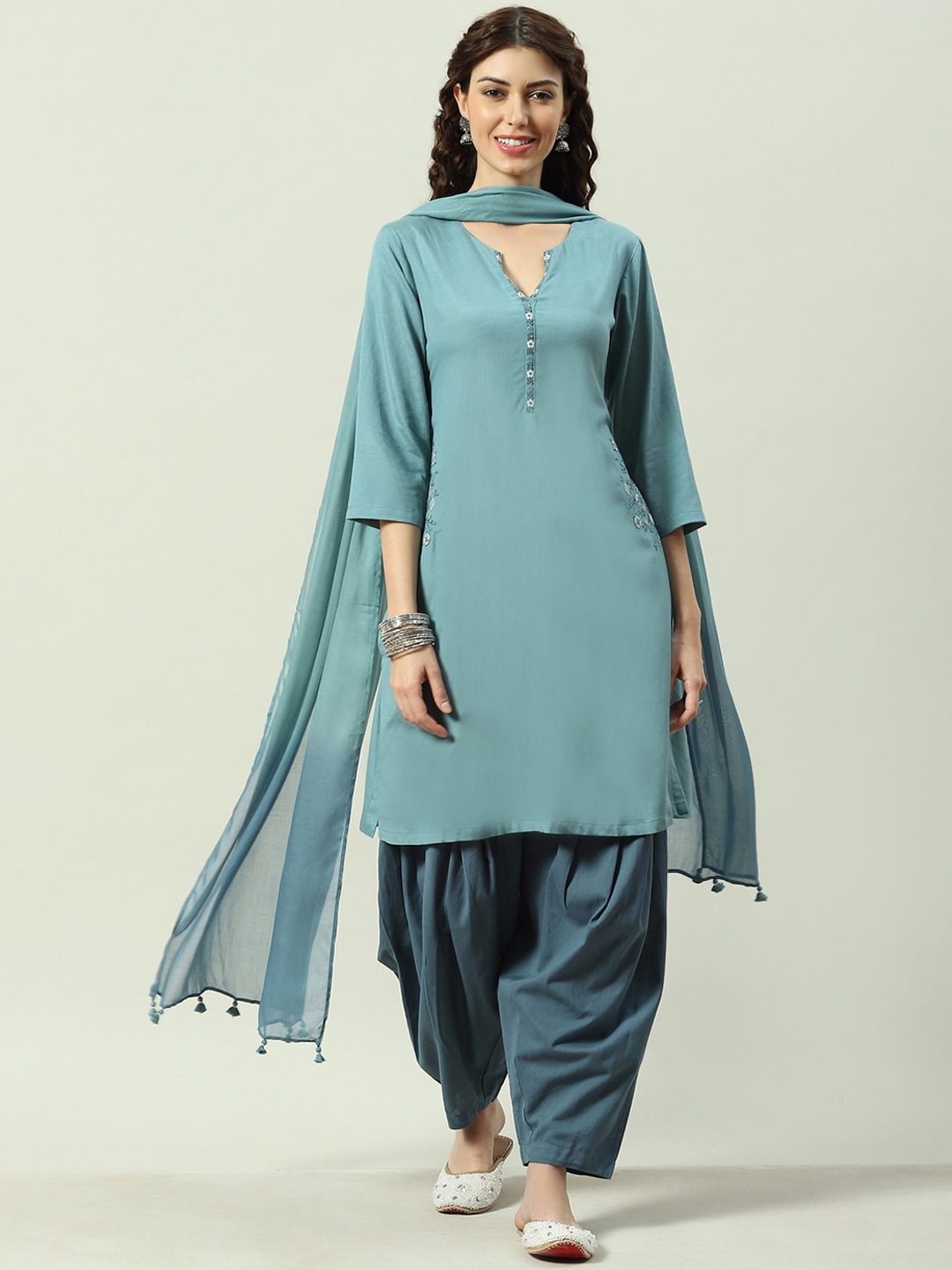 

Biba Floral Embroidered Regular Kurta with Patiala & Dupatta, Teal