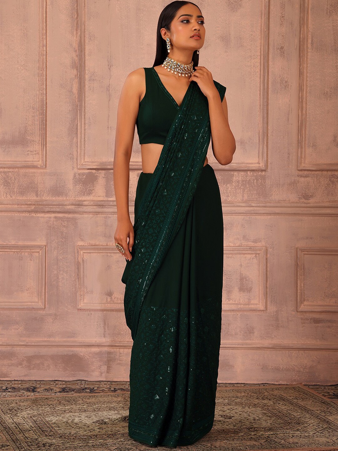

Indya Luxe Embroidered Sequinned Saree With Stiched Blouse, Green