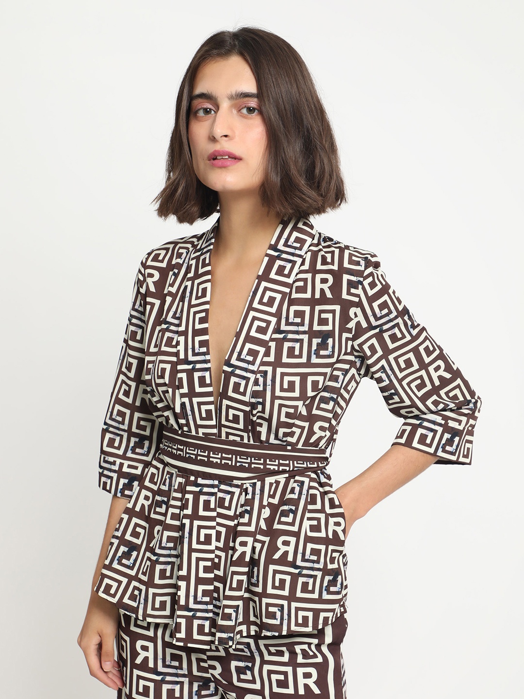 

RAREISM Geometric Printed Wrap Top, Brown